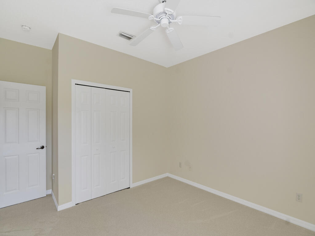 305 Bourdeaux Drive SW