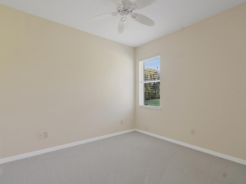 305 Bourdeaux Drive SW