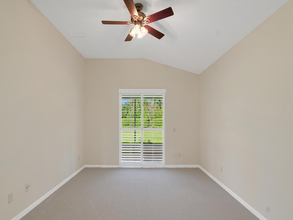 305 Bourdeaux Drive SW