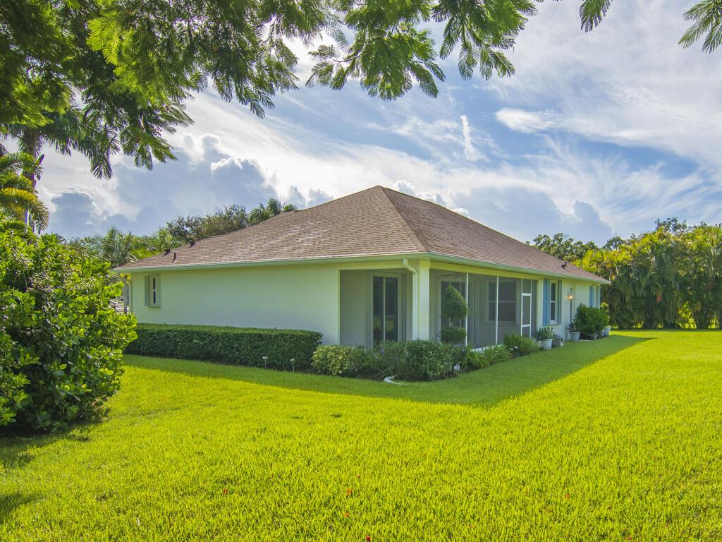 305 Bourdeaux Drive SW