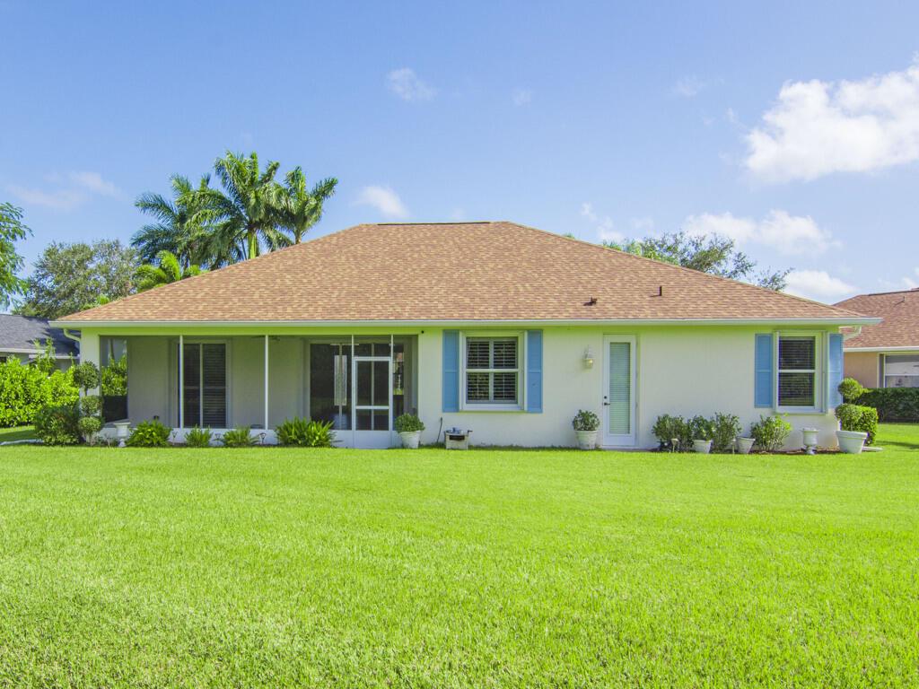 305 Bourdeaux Drive SW