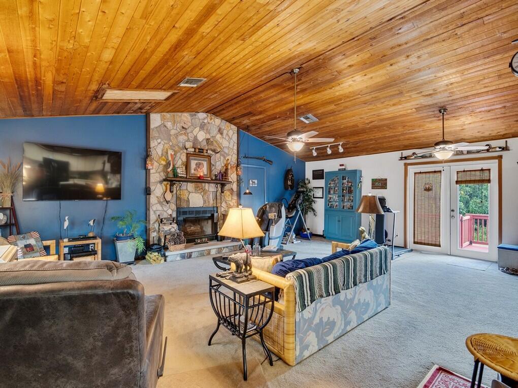 5675 Sunshine Avenue