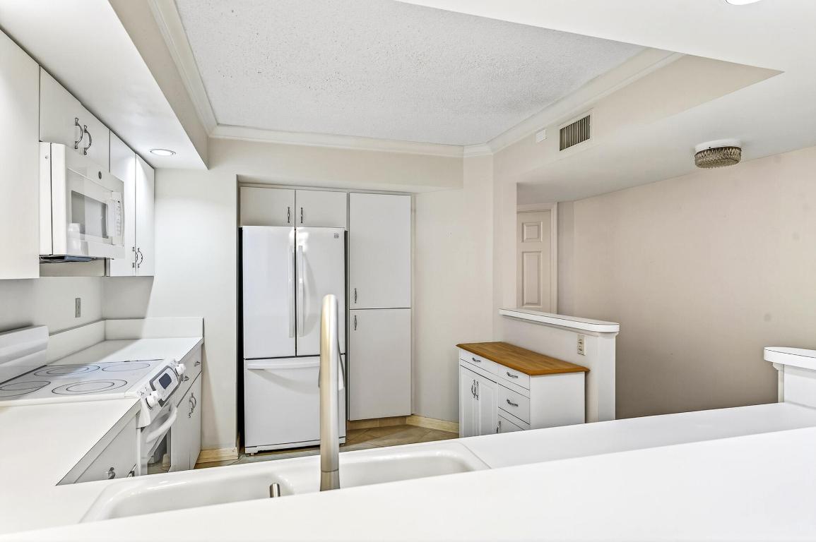 4800 Highway A1a Highway 314