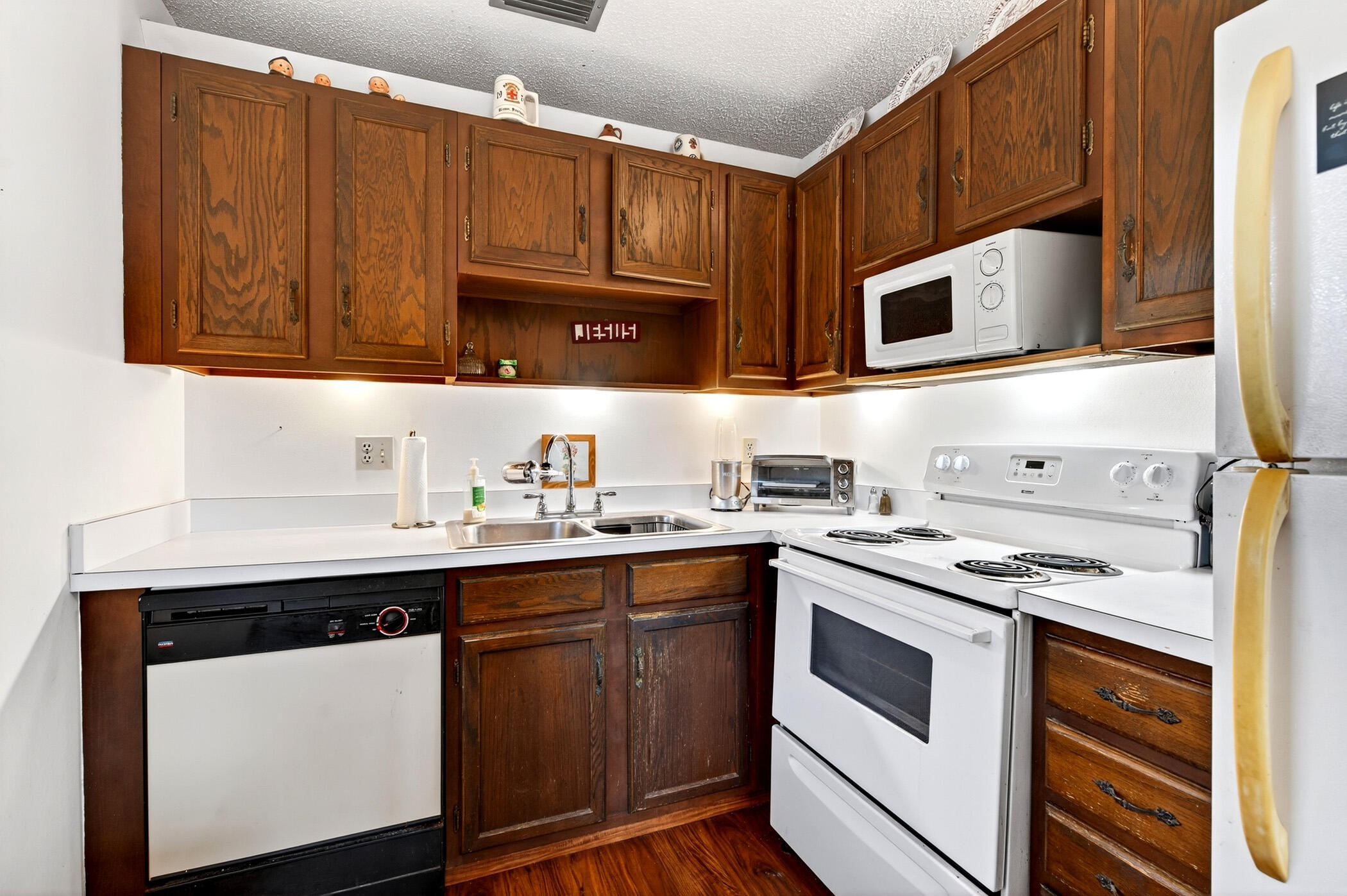 108 Spring Lake Court 203