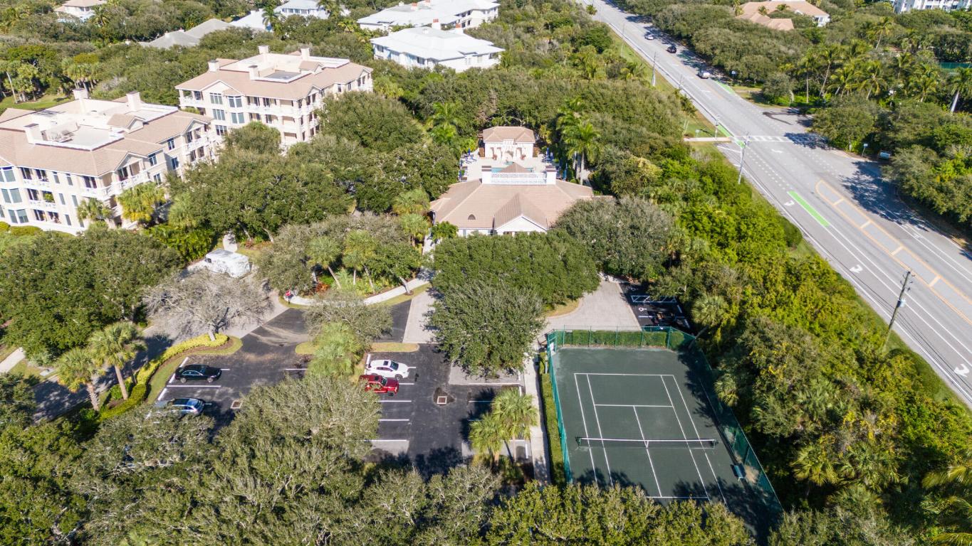 601 N Swim Club Drive 3