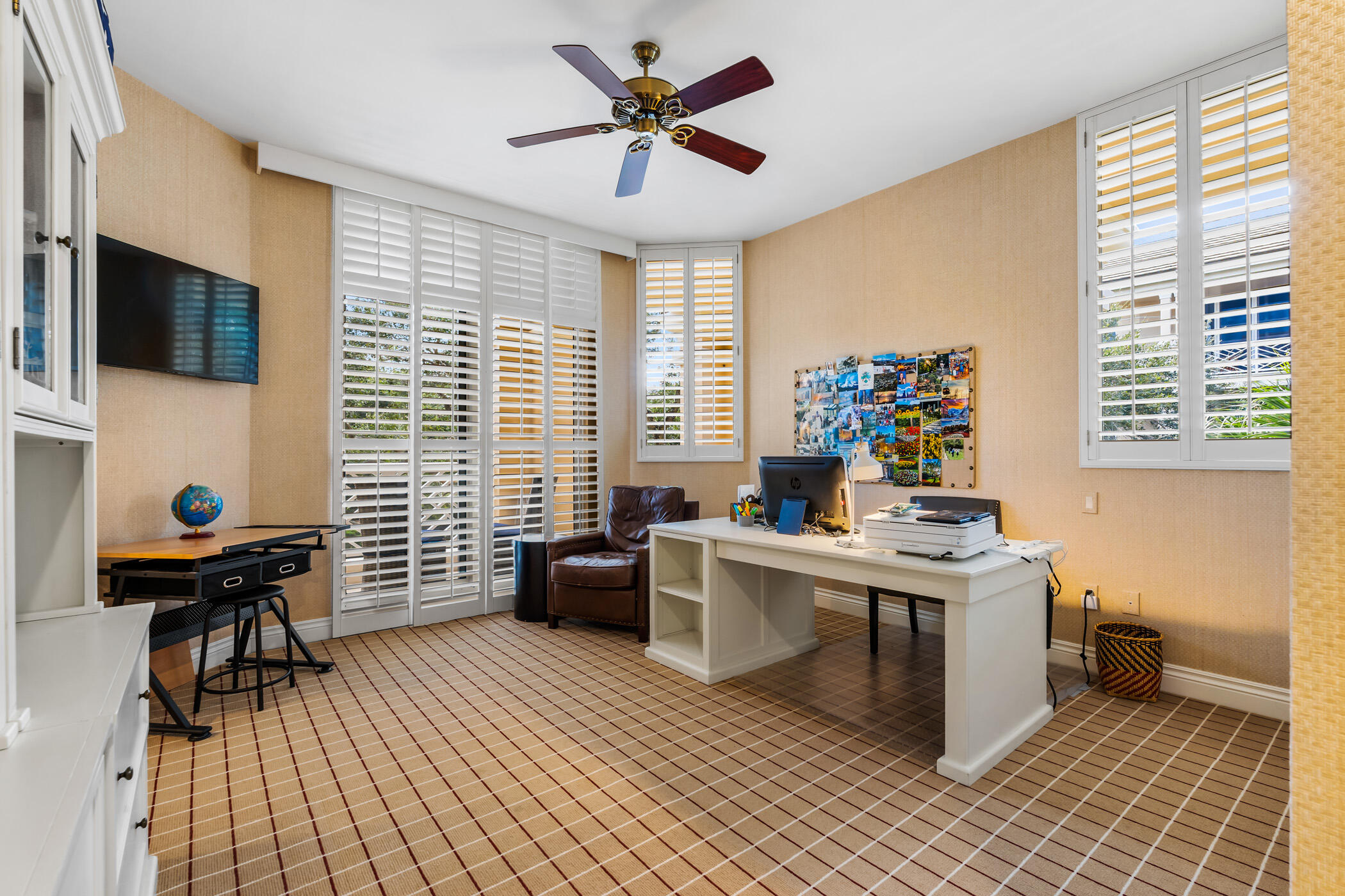 601 N Swim Club Drive 3