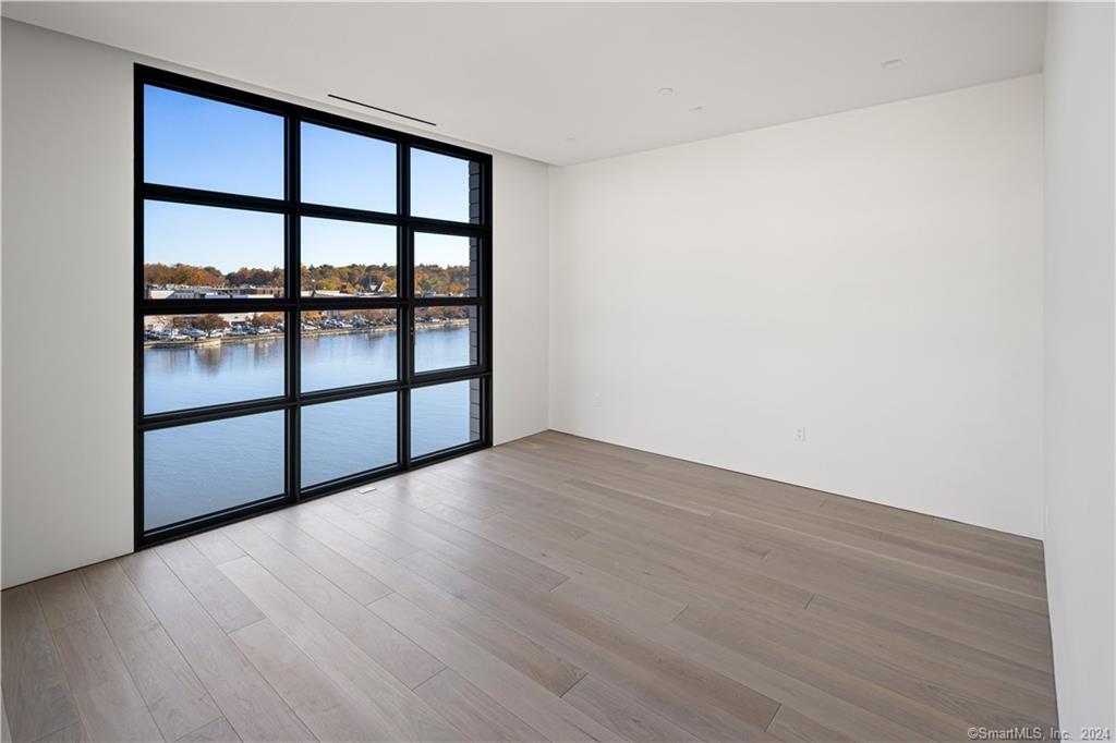 60 Wilton Road Penthouse 4A