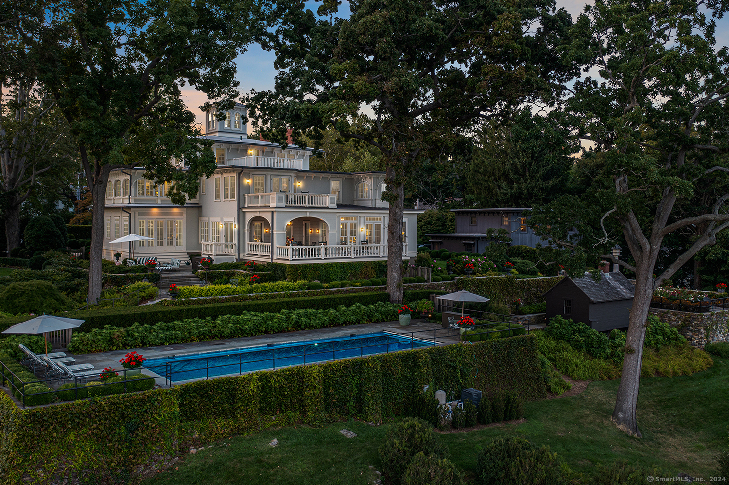 385 Harbor Road
