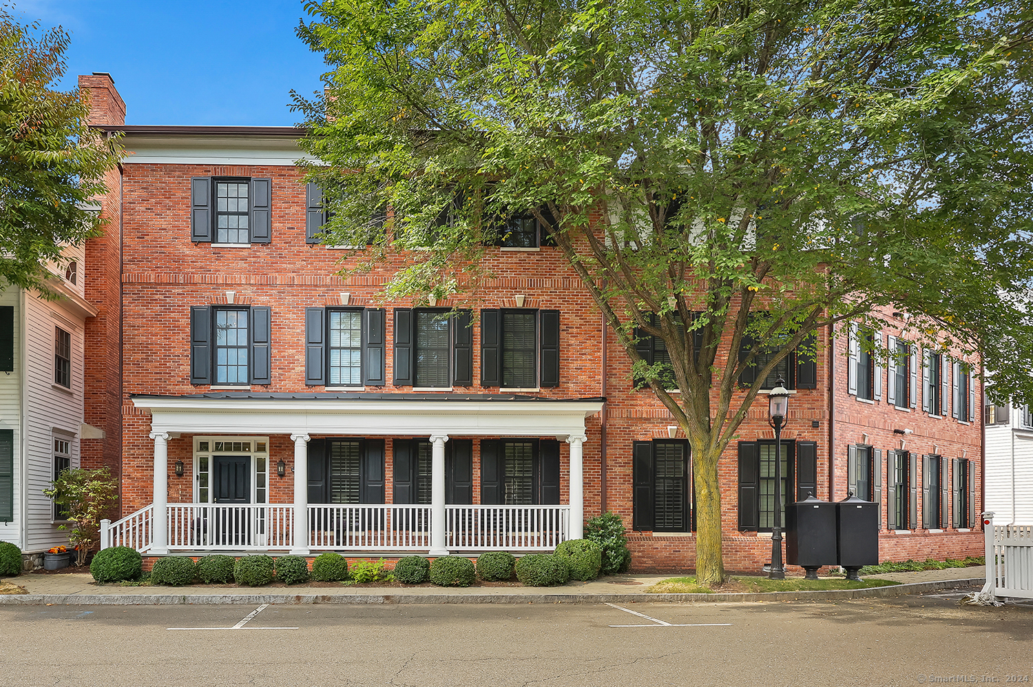 49 Southport Green