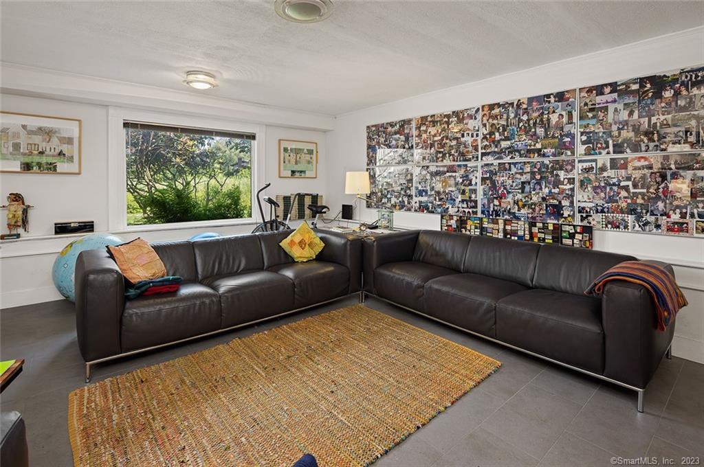 117 Beachside Avenue
