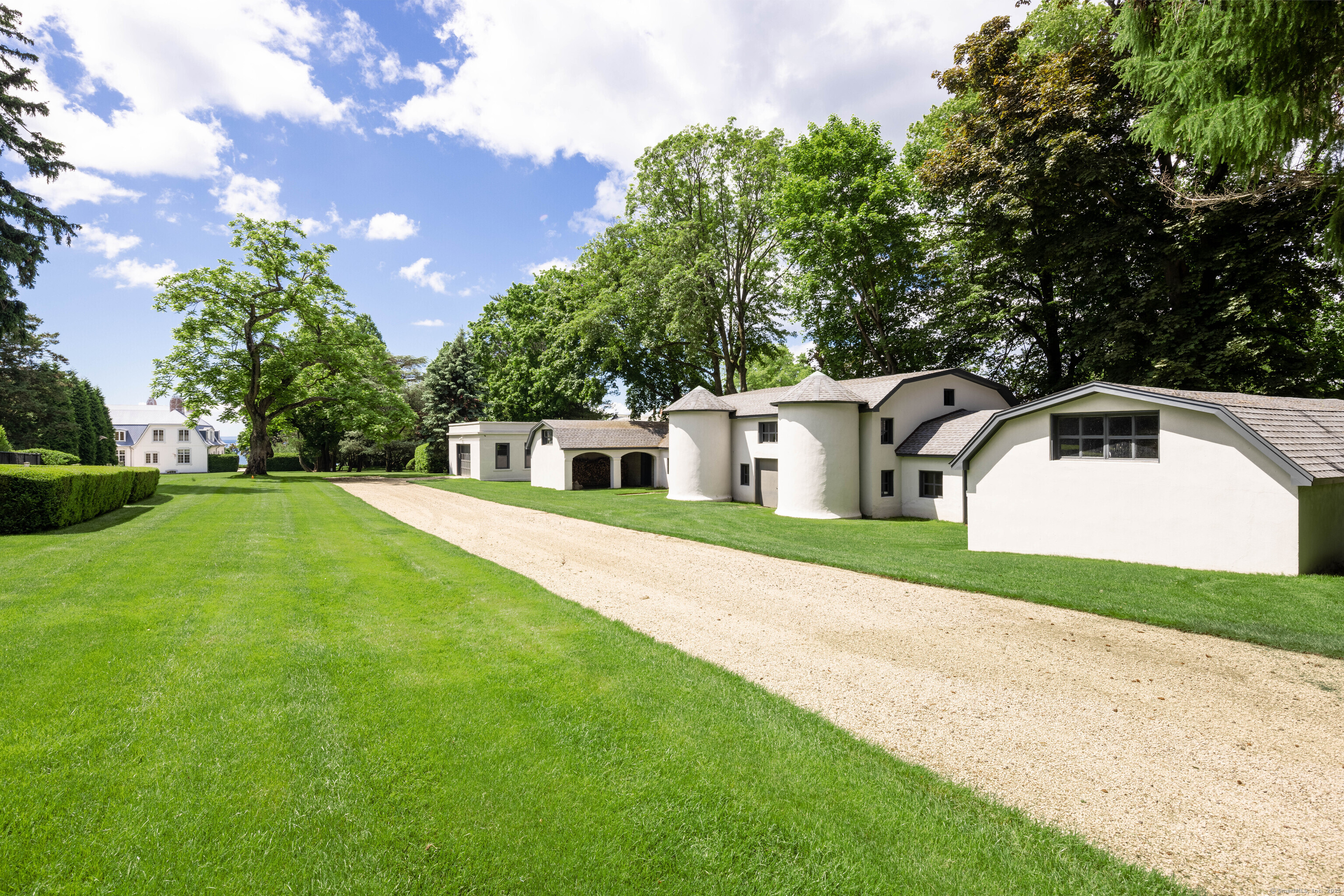 1131 Sasco Hill Road
