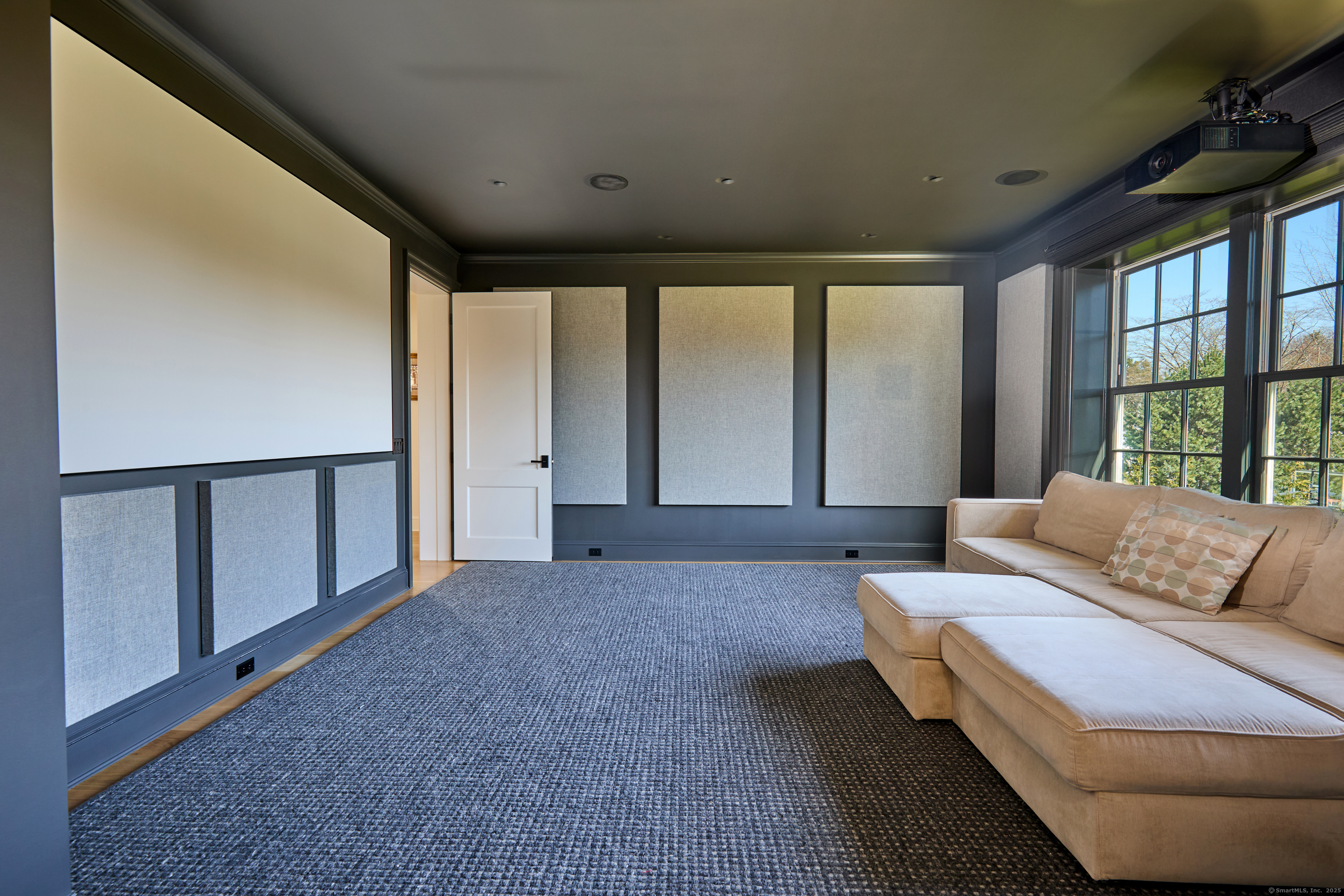 9 Sturges Commons