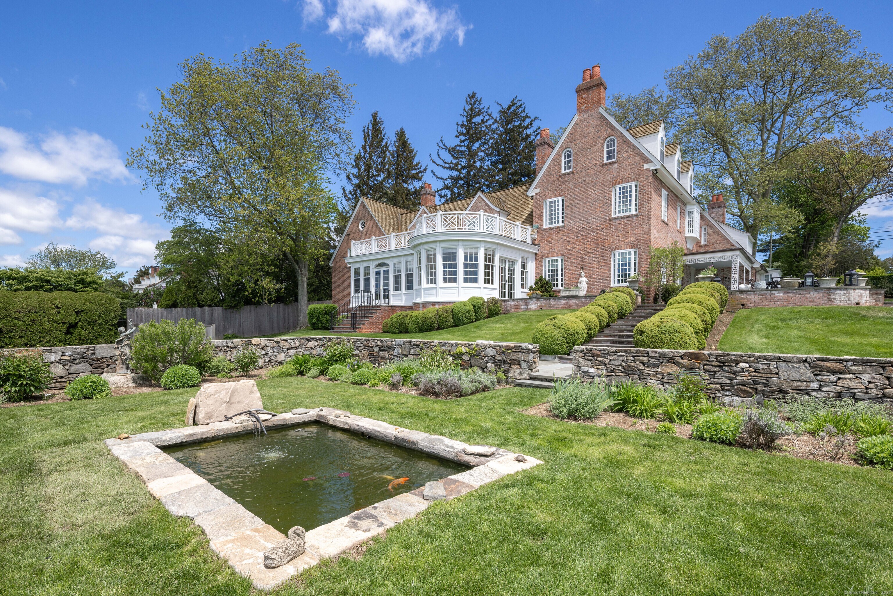 828 Sasco Hill Road