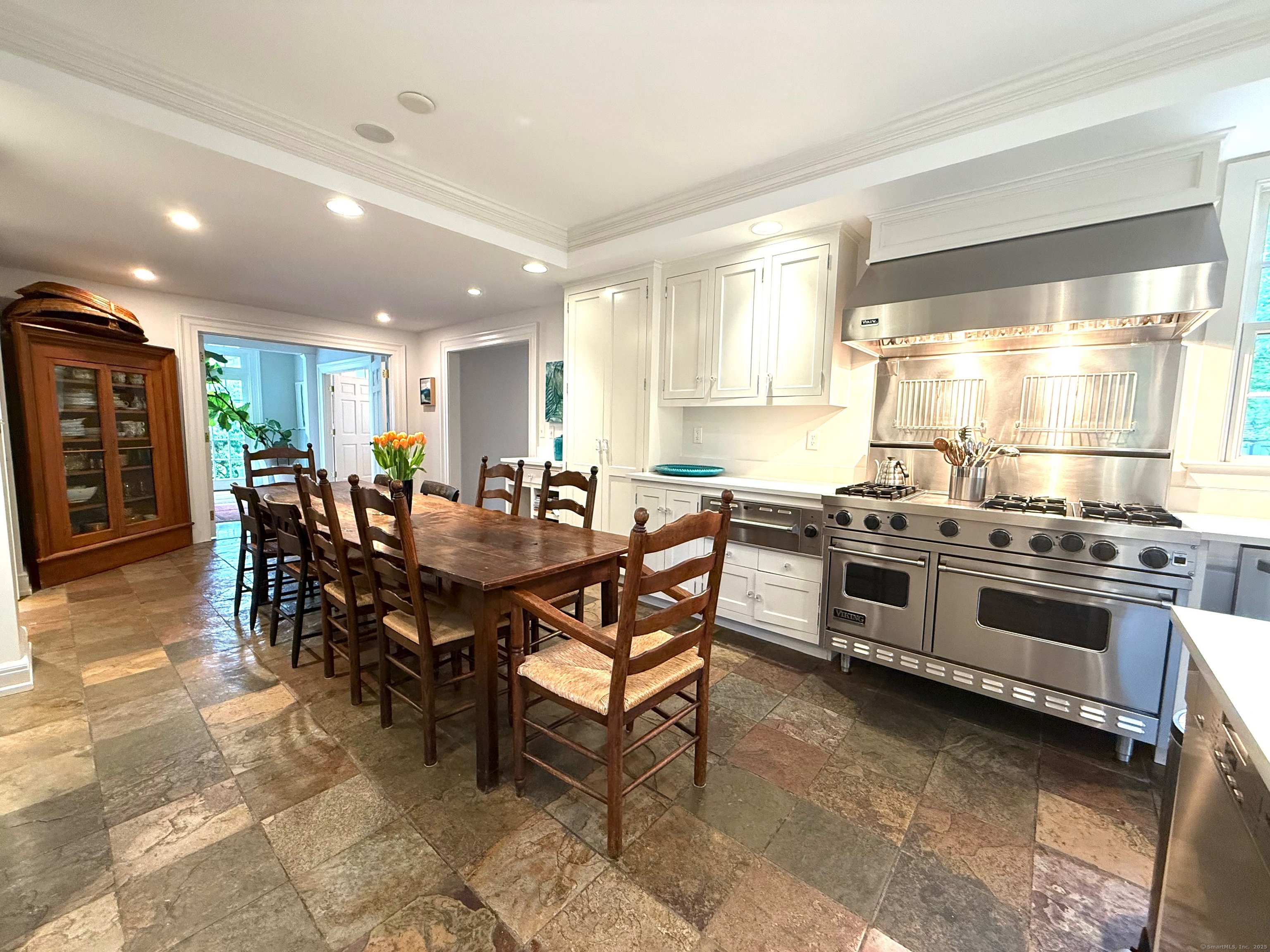 3113 Bronson Road