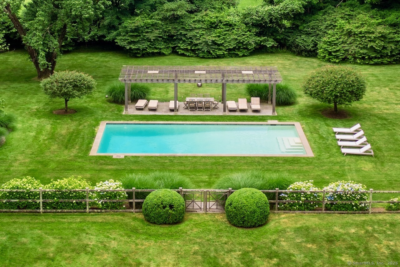 3113 Bronson Road