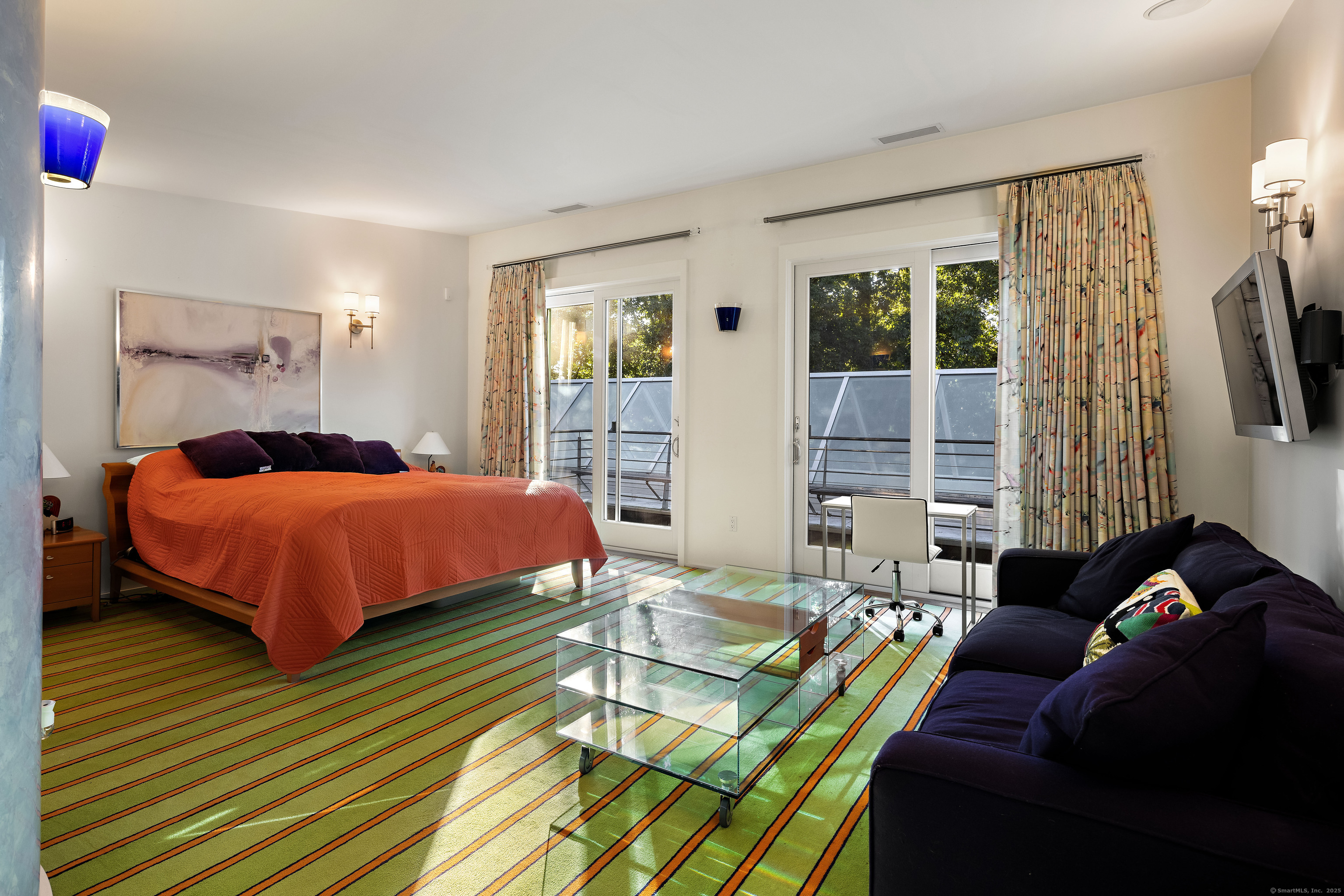 11 Beachside Common
