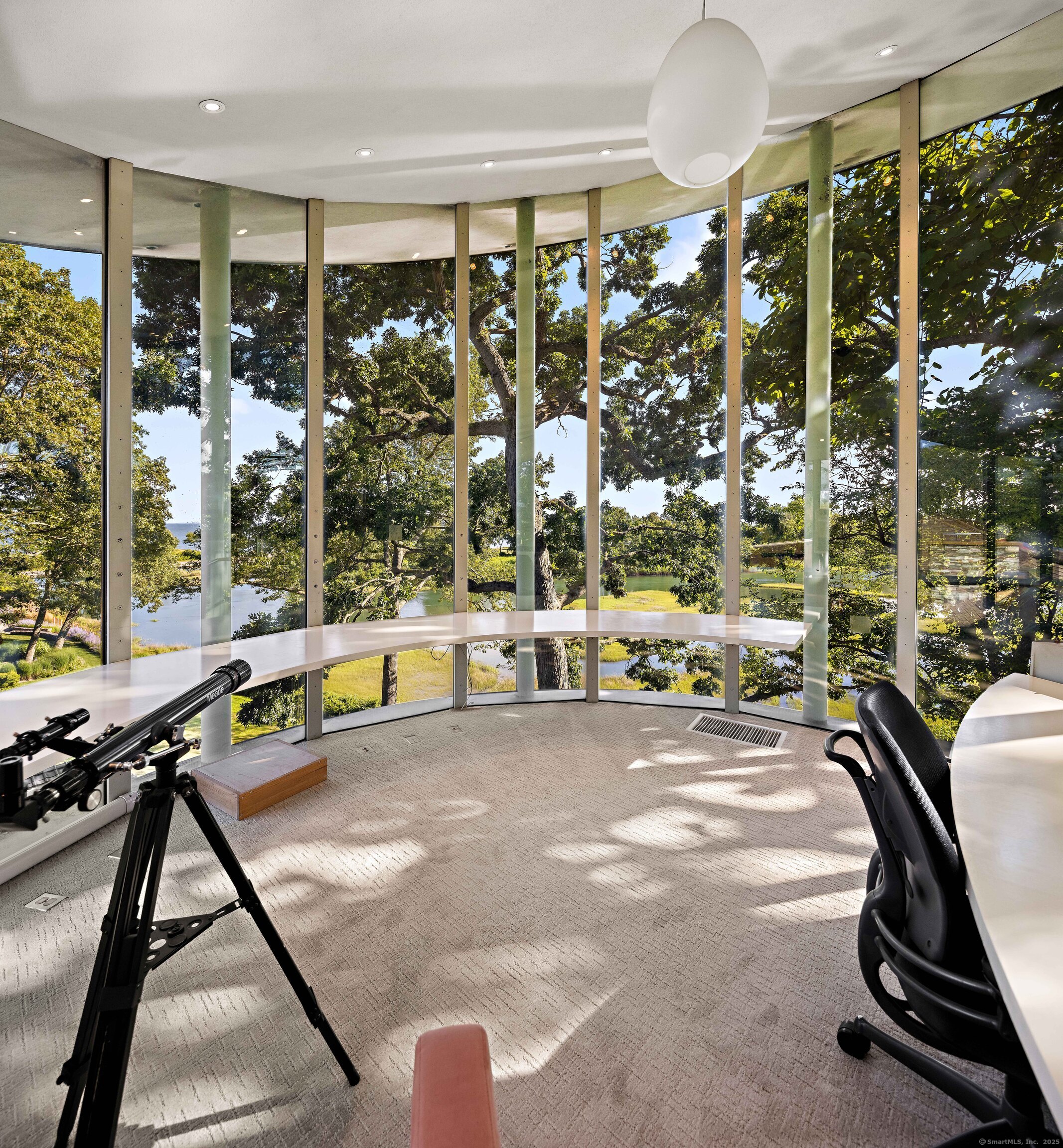 11 Beachside Common