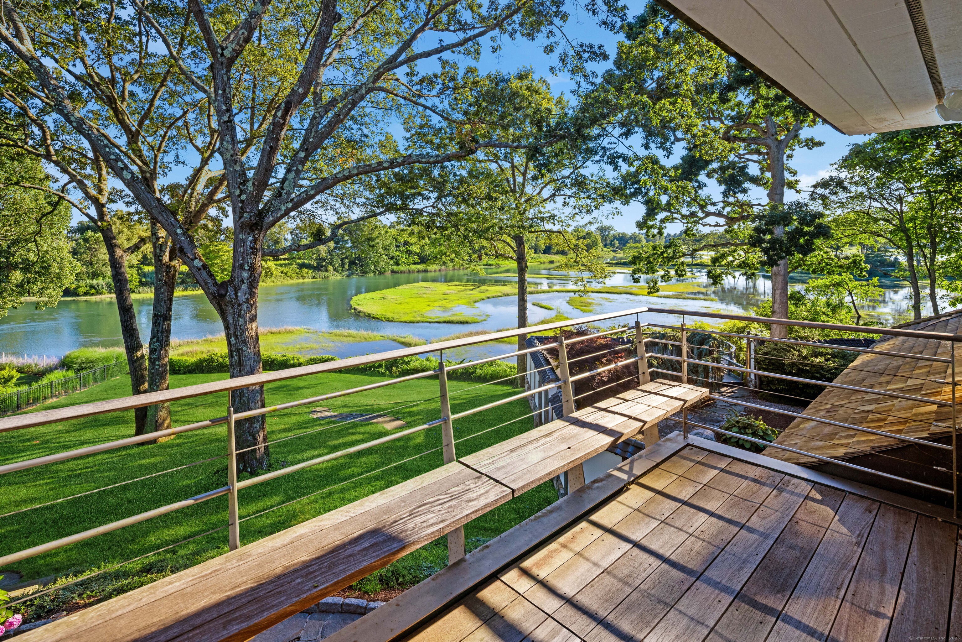 11 Beachside Common