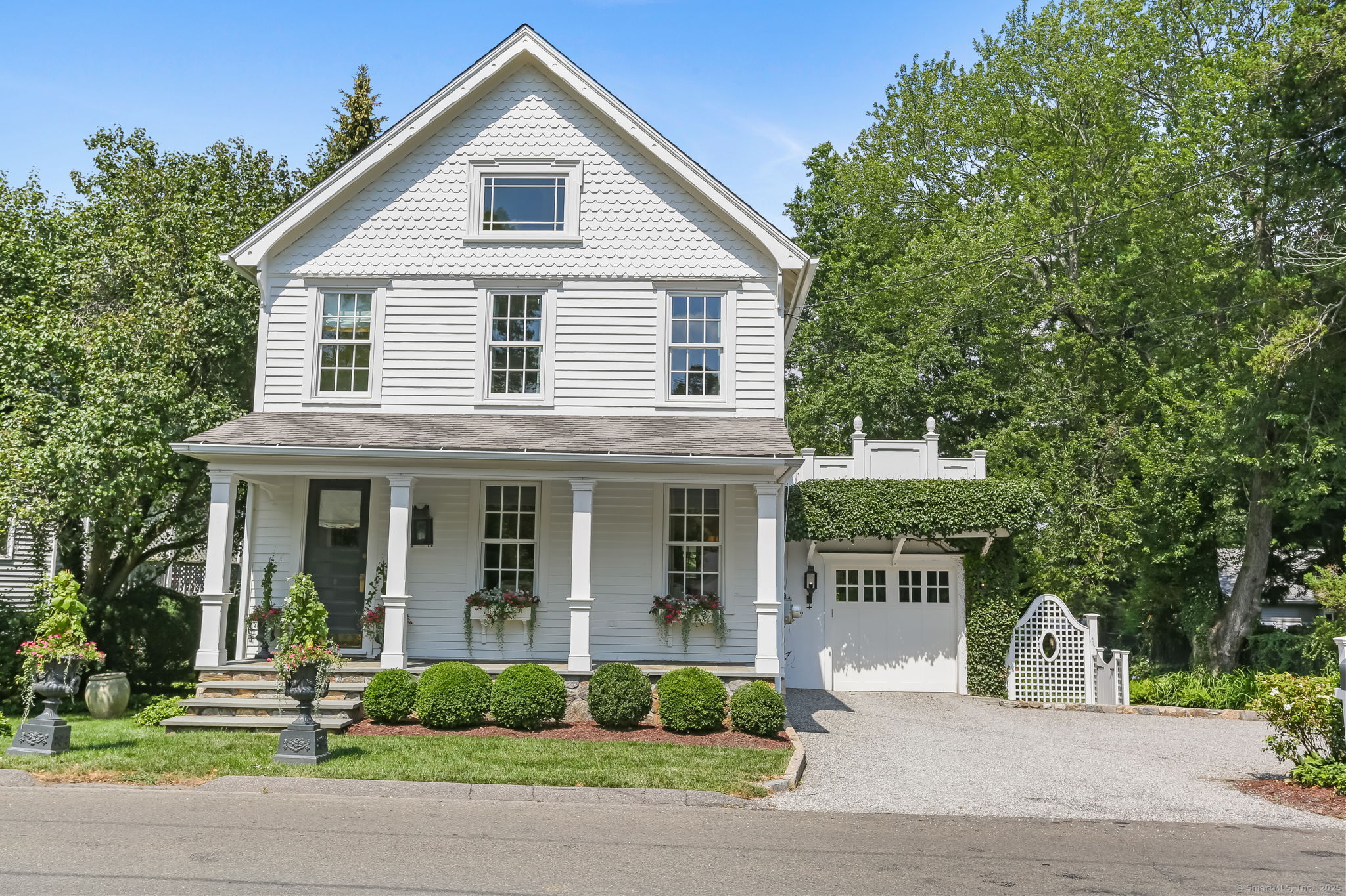 69 River Street