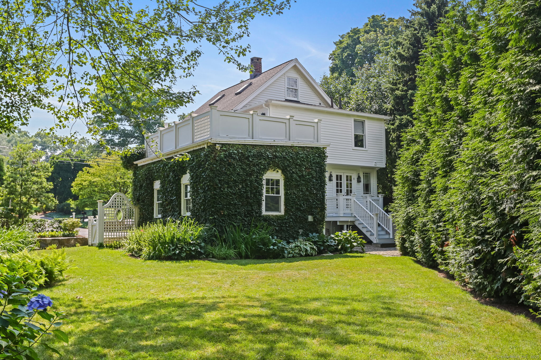 69 River Street