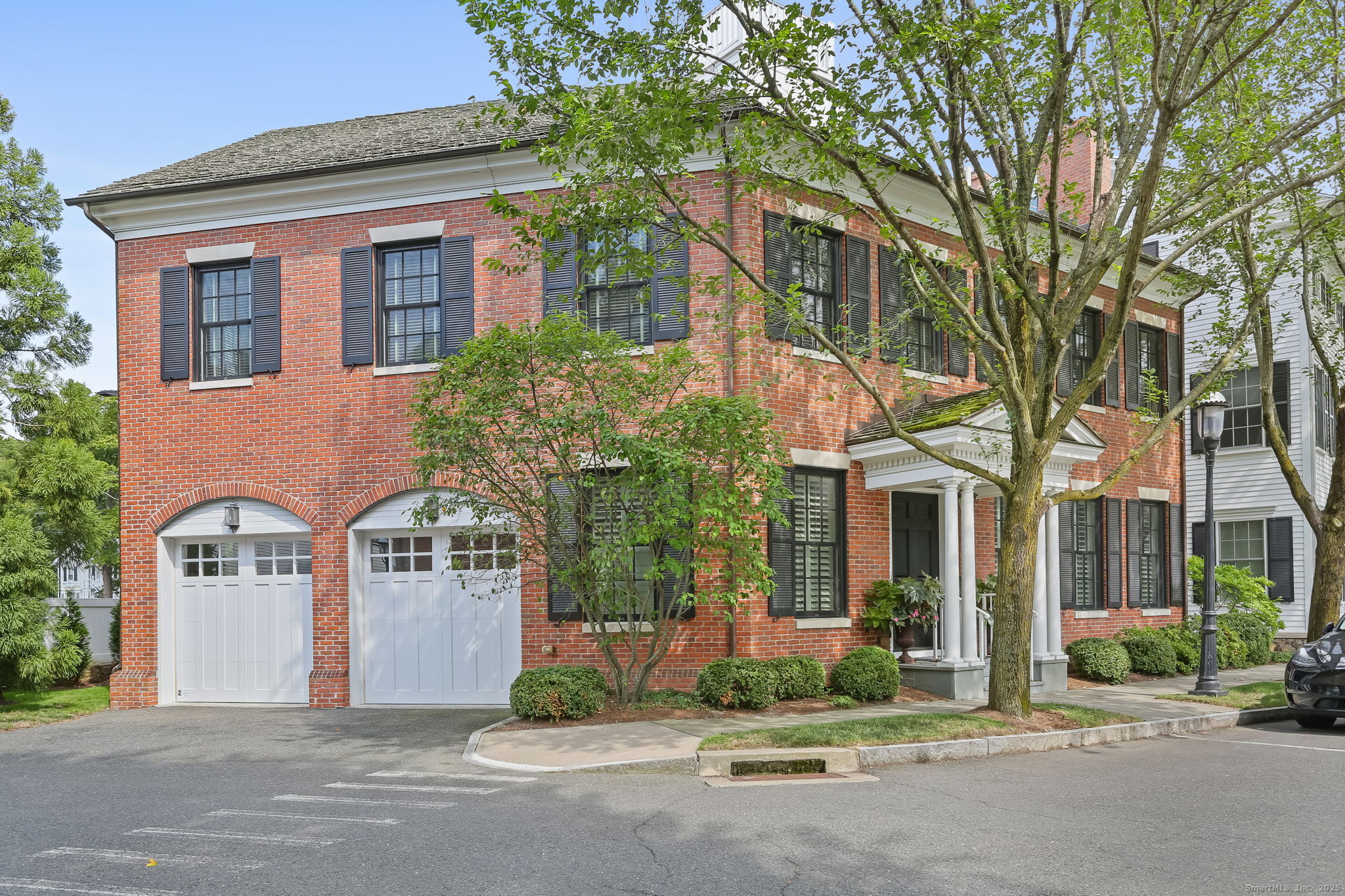 2 Elmwood Drive 2