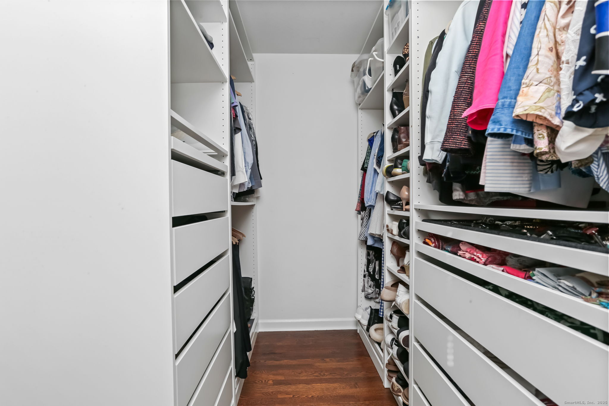 5 Willow Walk
