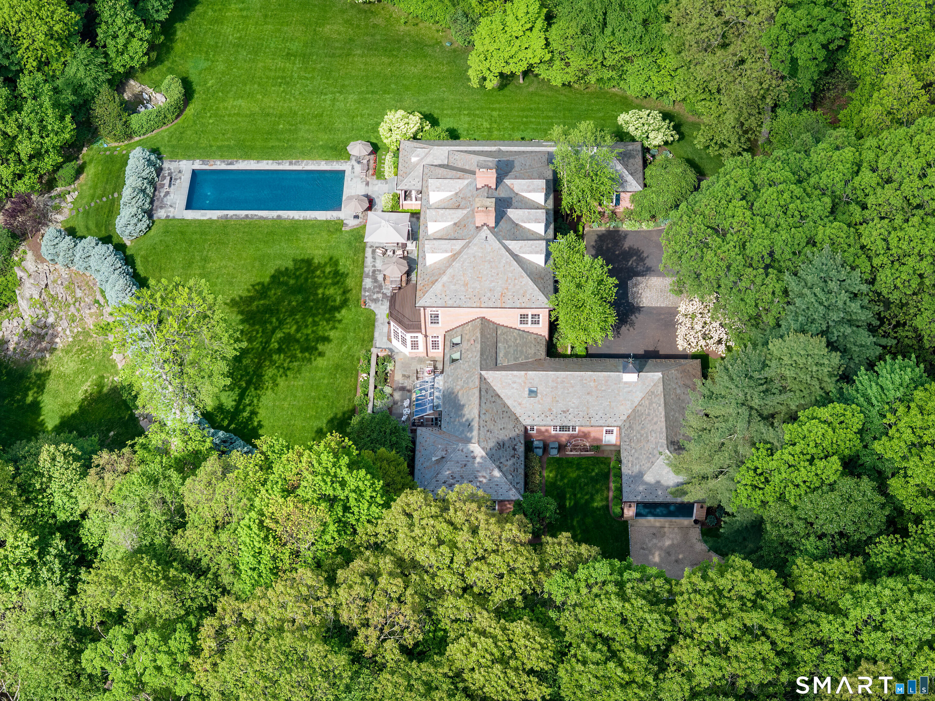 111 Parish Lane