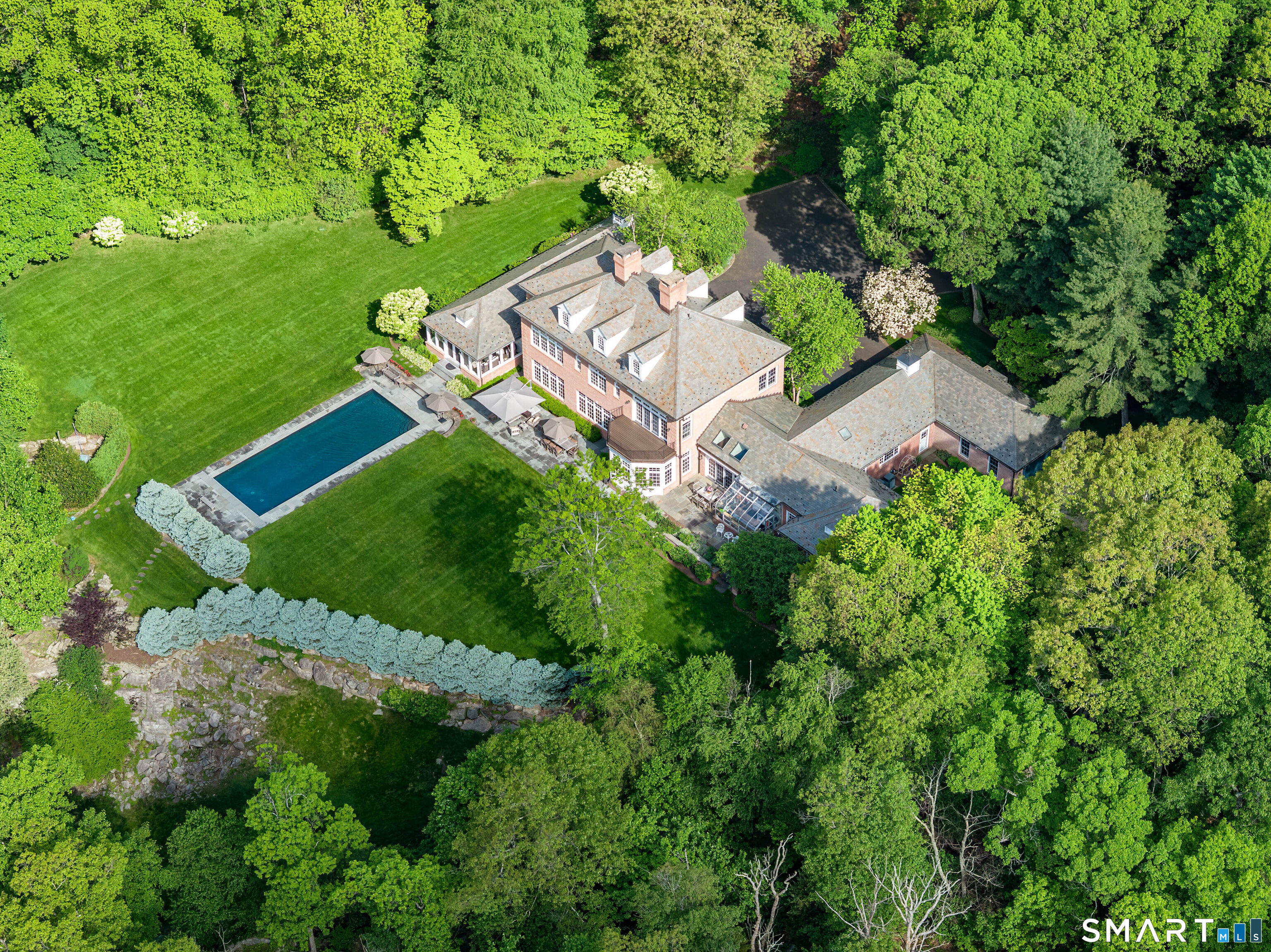 111 Parish Lane