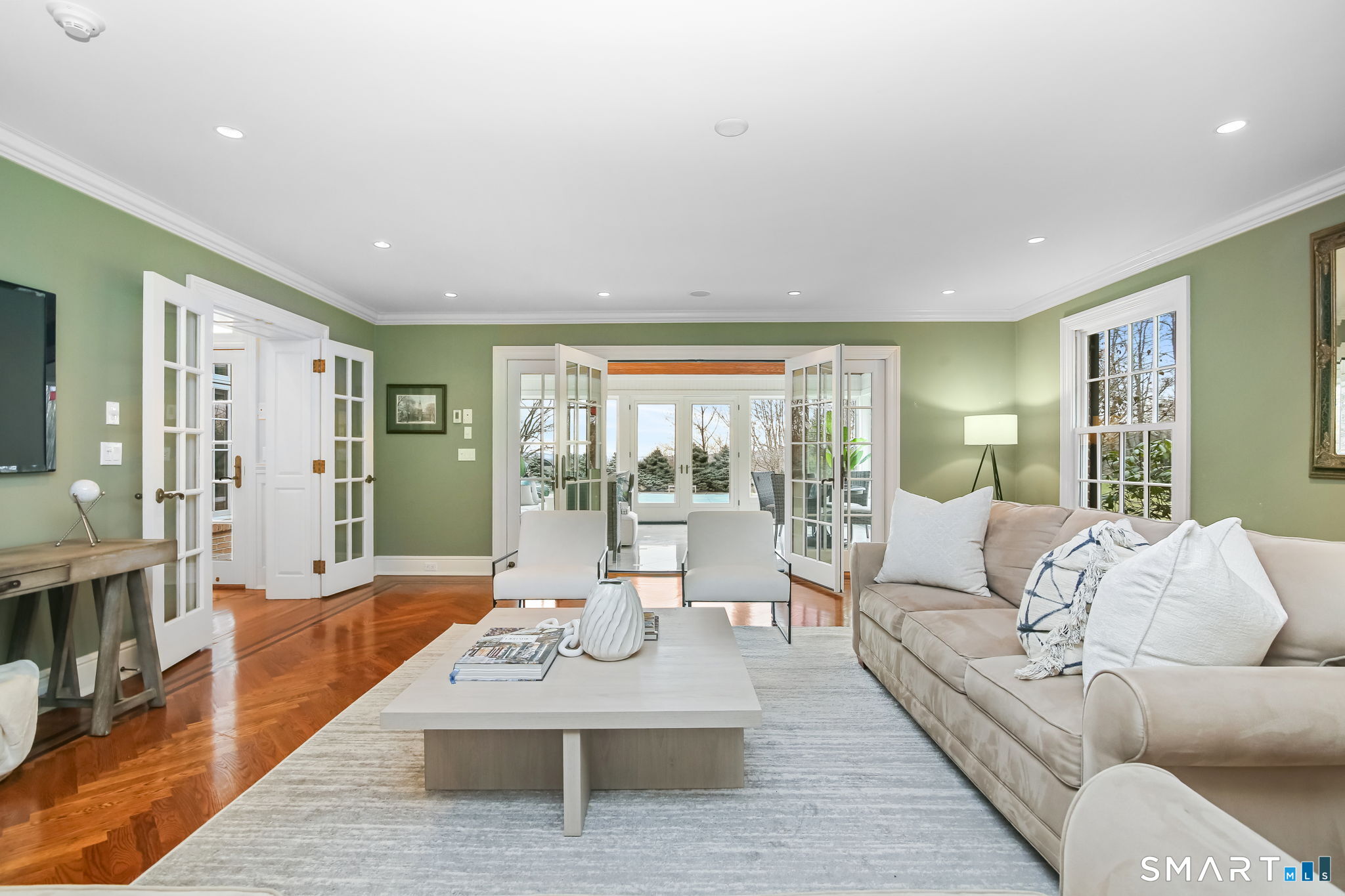 111 Parish Lane