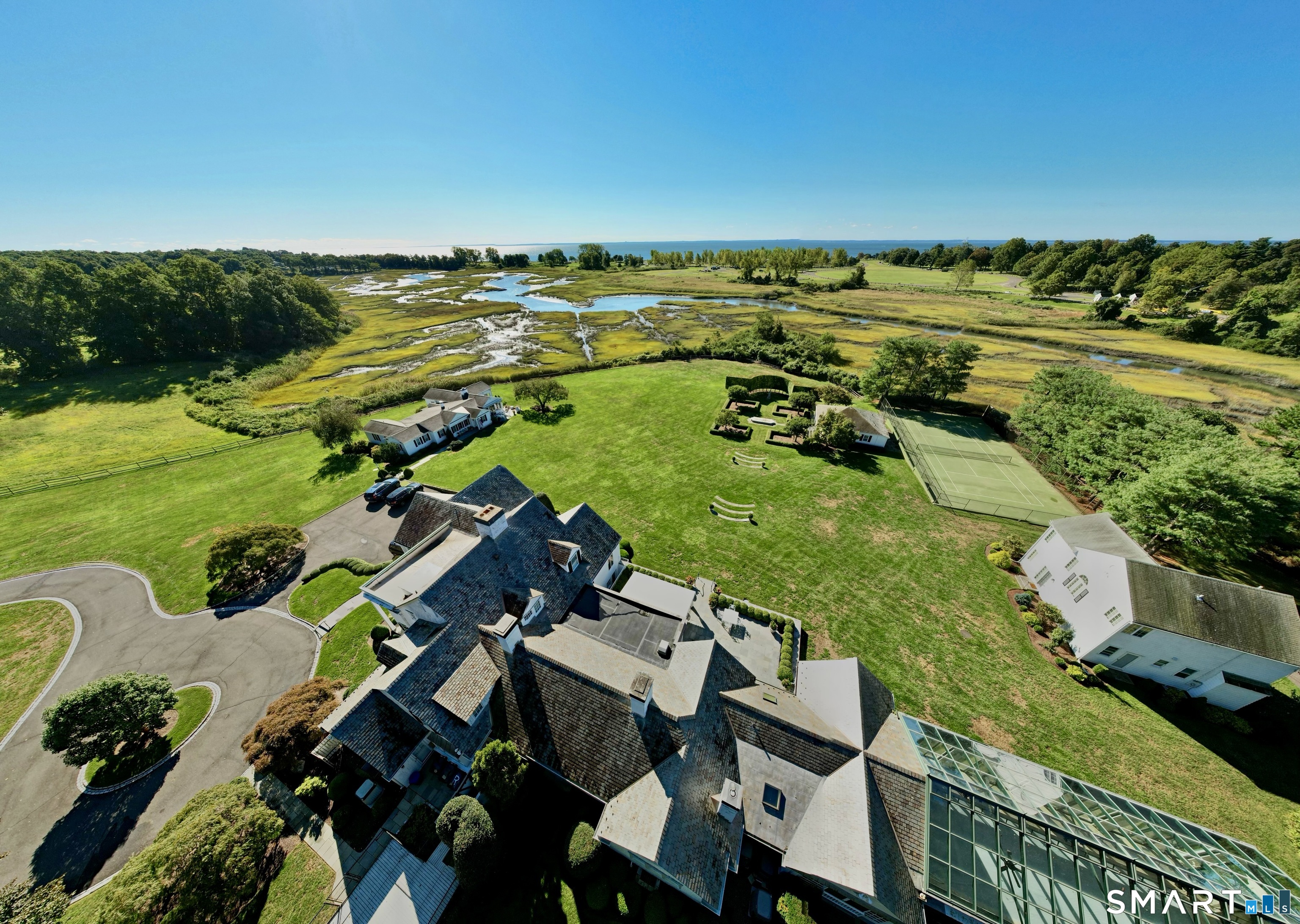 4 Sherwood Island Lane