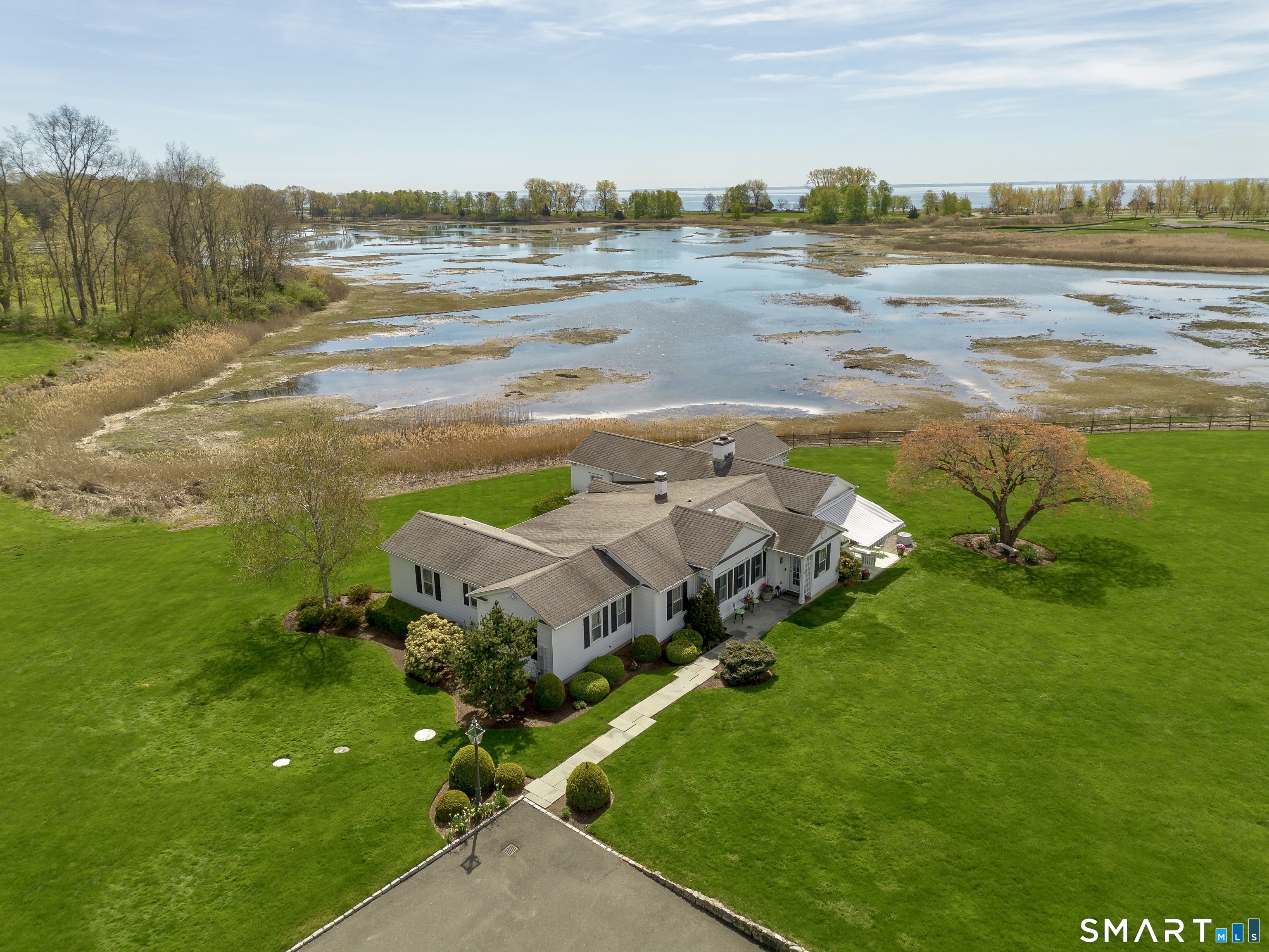 4 Sherwood Island Lane