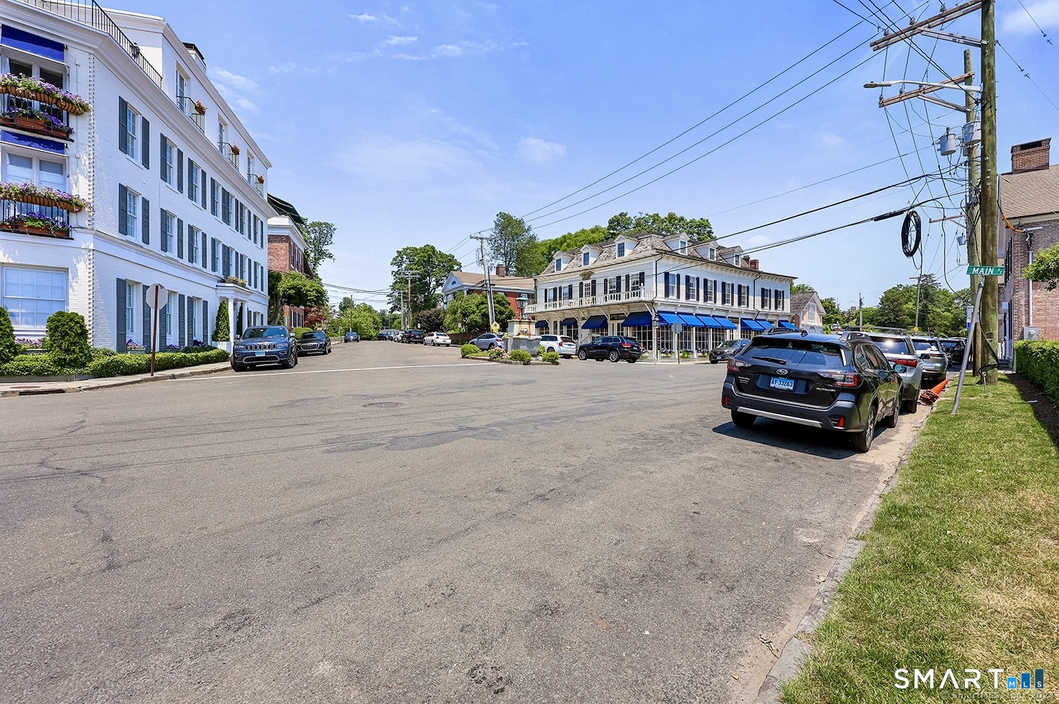 236 Main Street Unit: 236