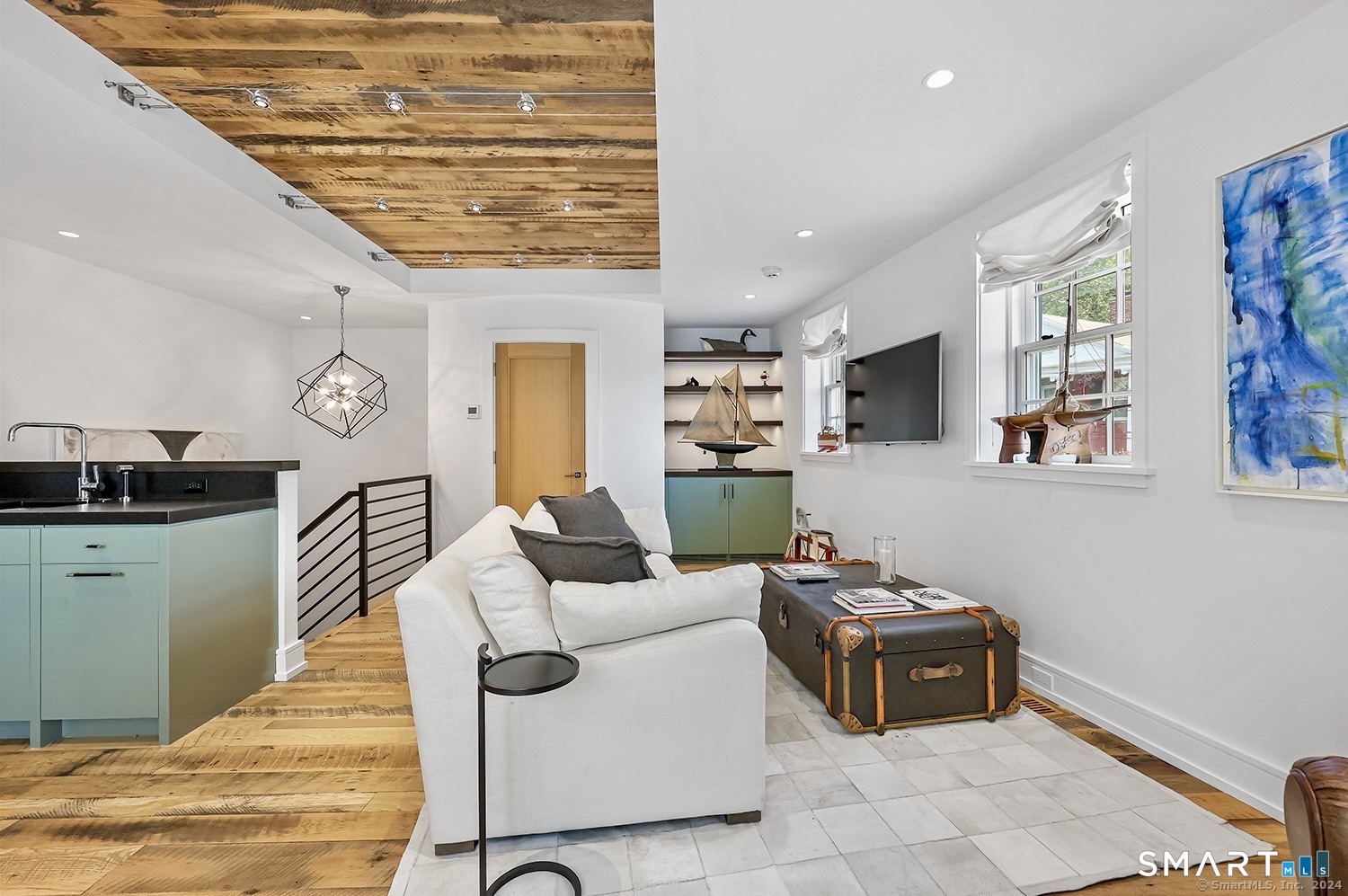 236 Main Street Unit: 236