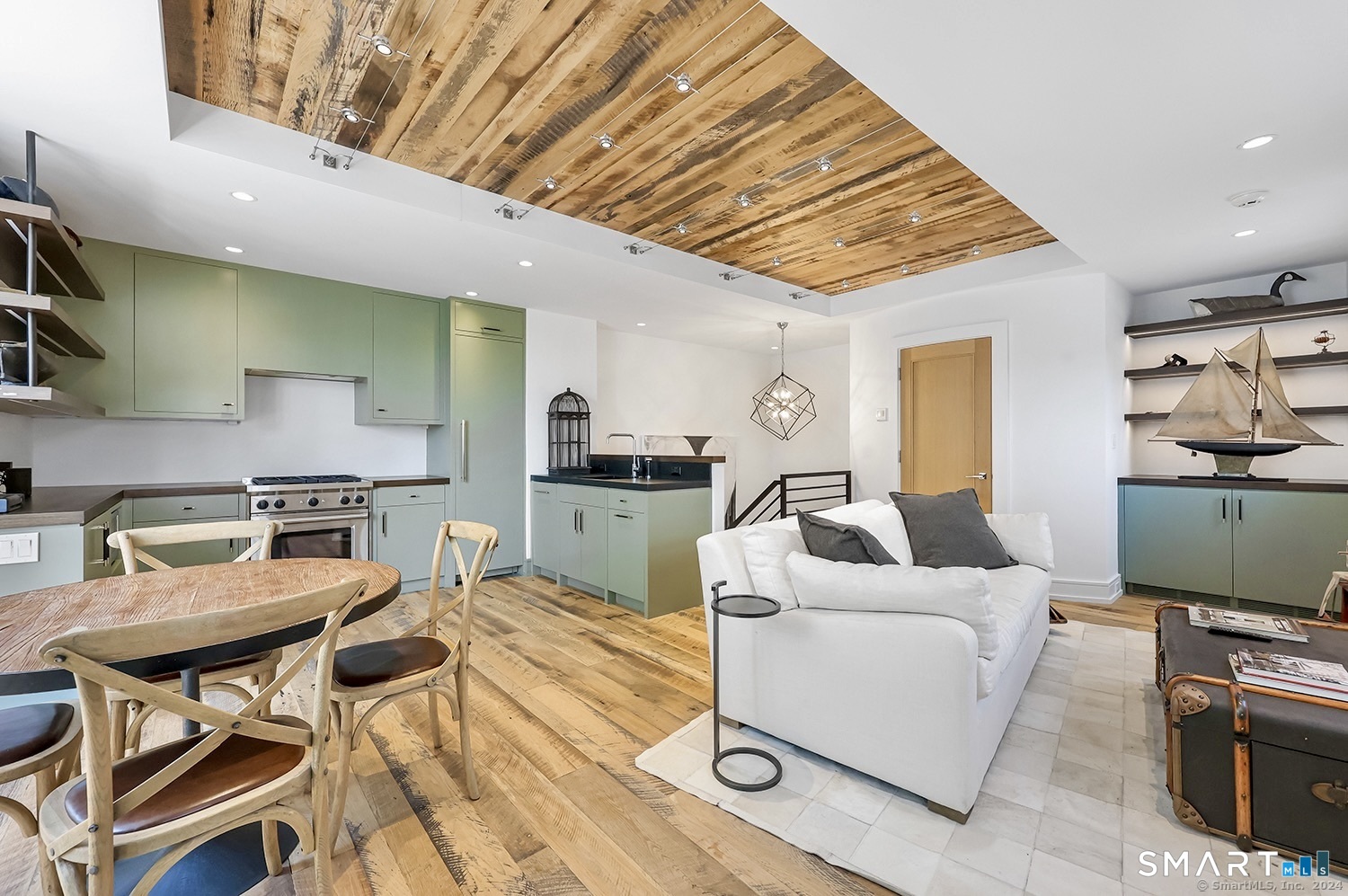 236 Main Street Unit: 236