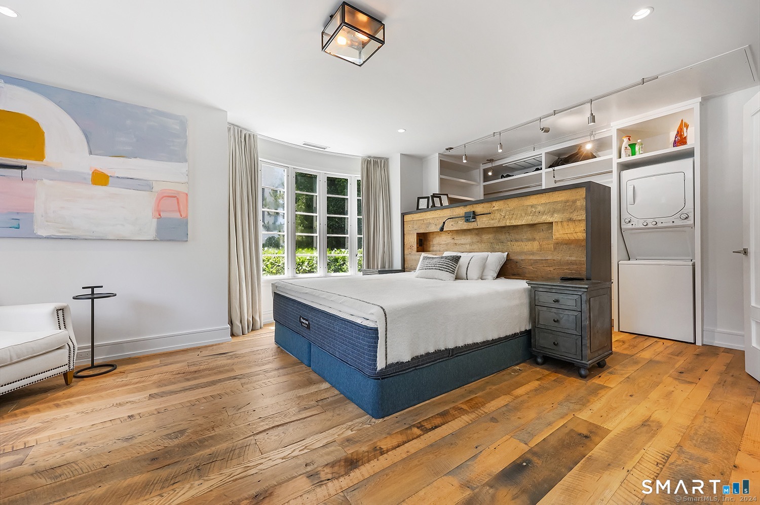 236 Main Street Unit: 236