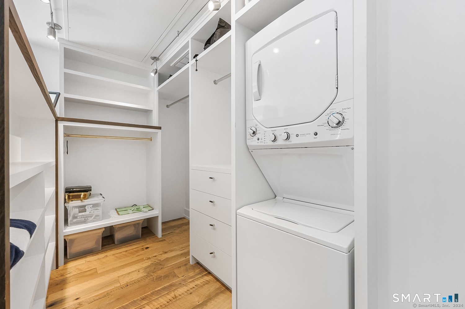 236 Main Street Unit: 236