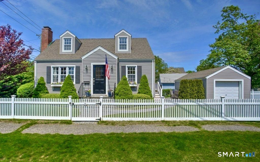 11 Oldfield Drive