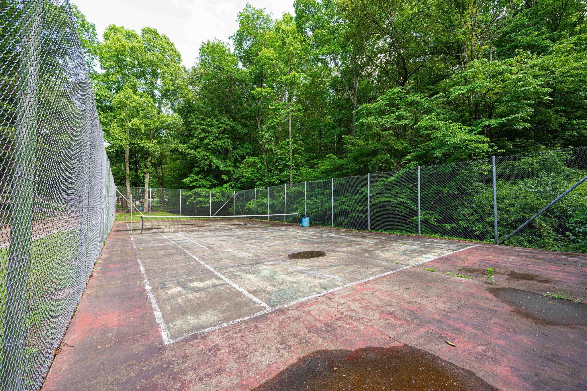 82 Pineywood Trail