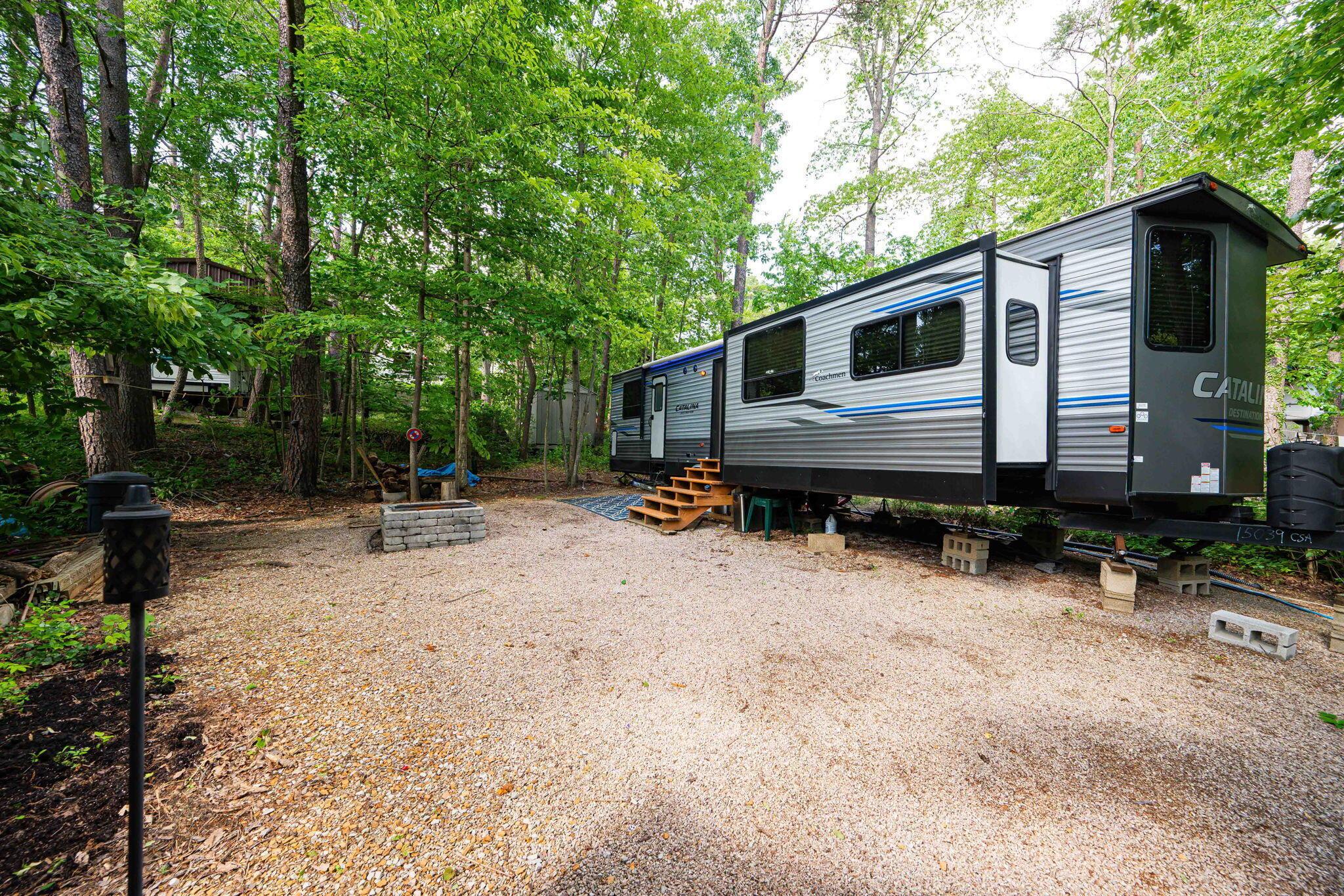 82 Pineywood Trail