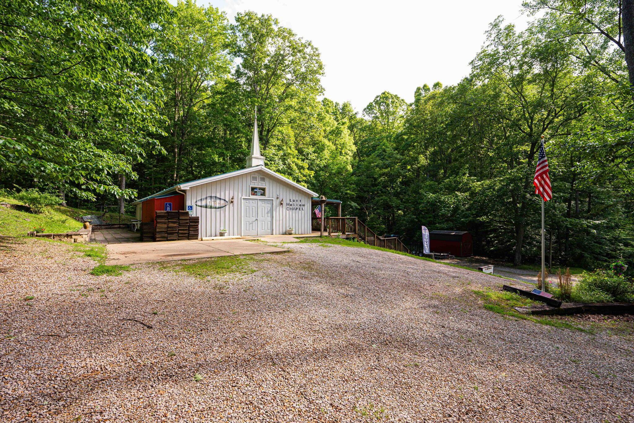 82 Pineywood Trail