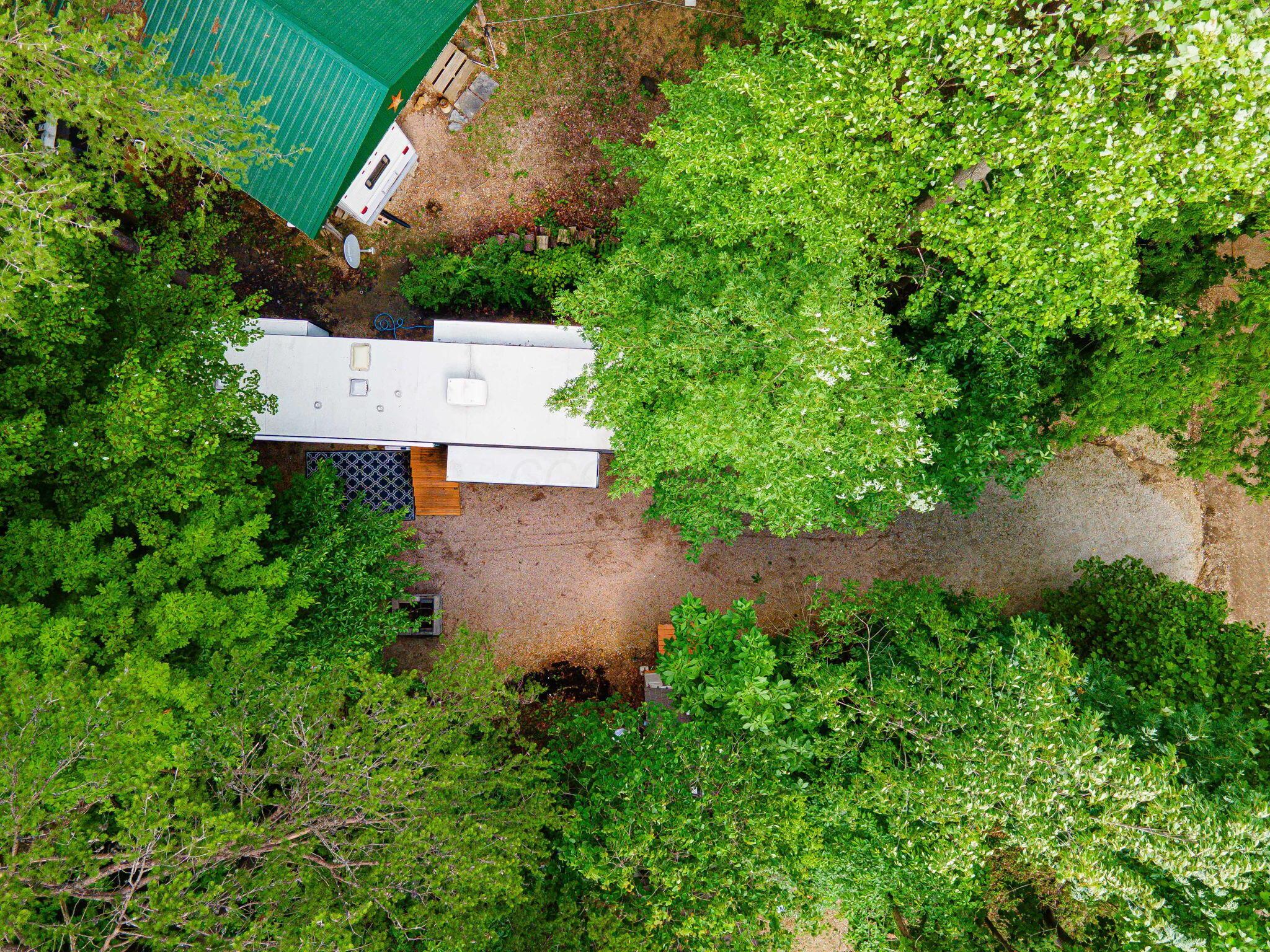 82 Pineywood Trail