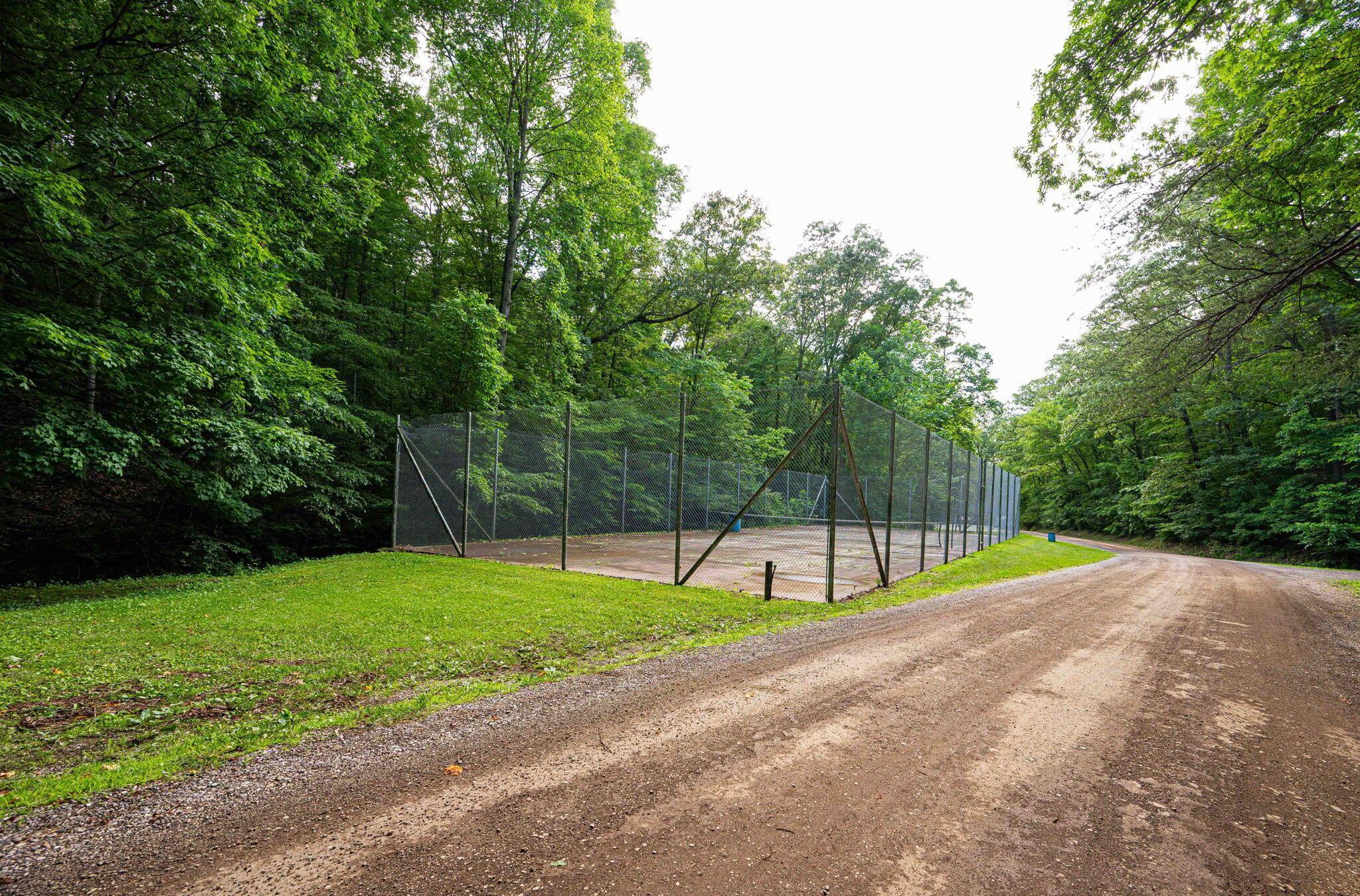82 Pineywood Trail