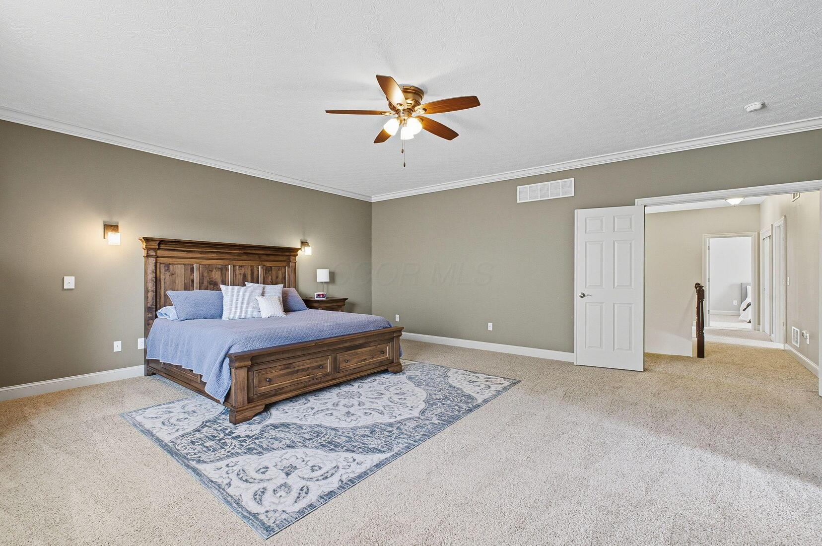 6460 Bromfield Drive