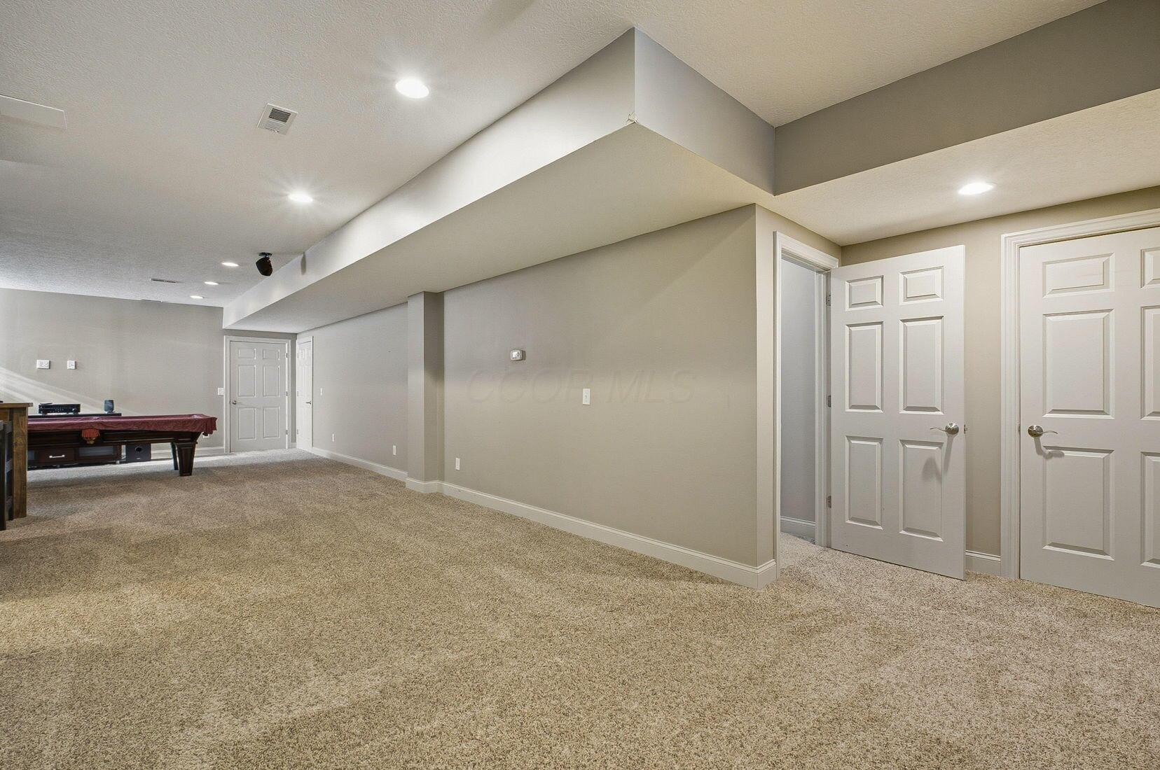 6460 Bromfield Drive