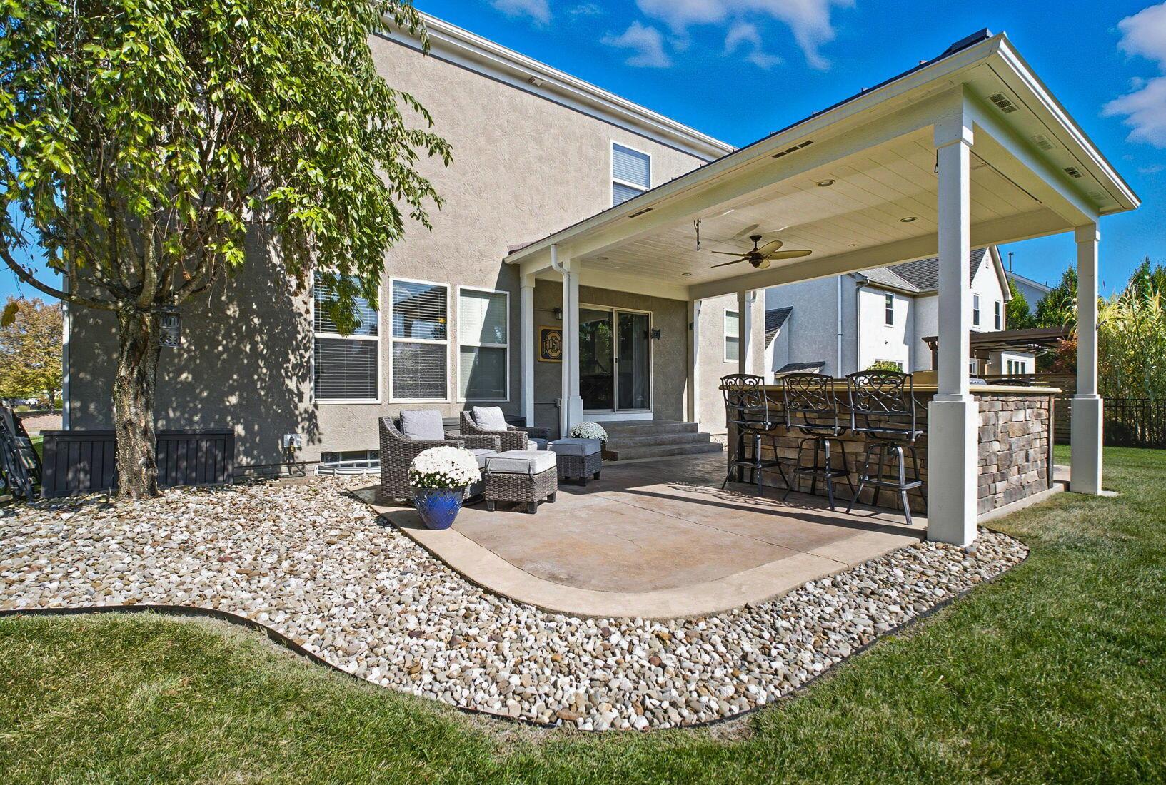 6460 Bromfield Drive