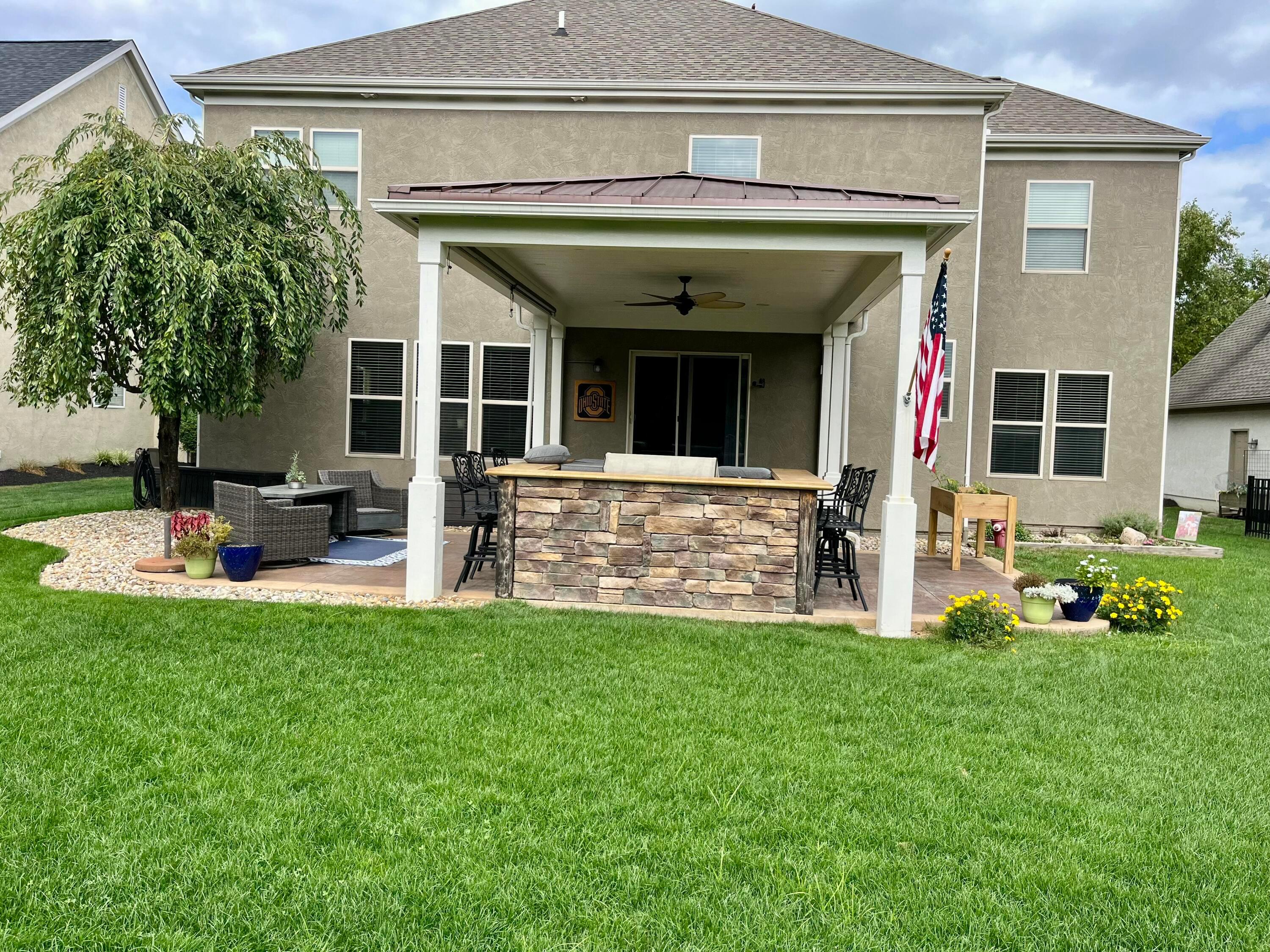 6460 Bromfield Drive