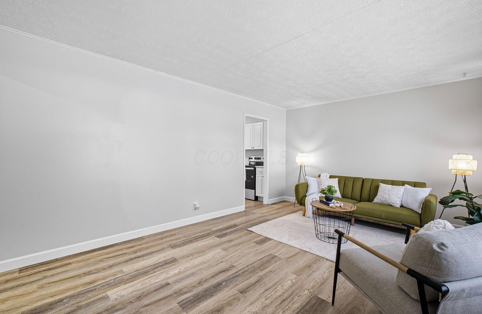7357 Sabre Avenue