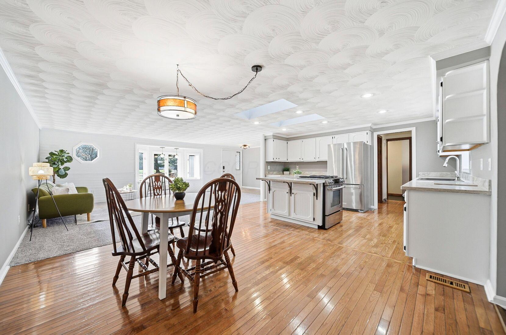 128 Winter Green Loop SW