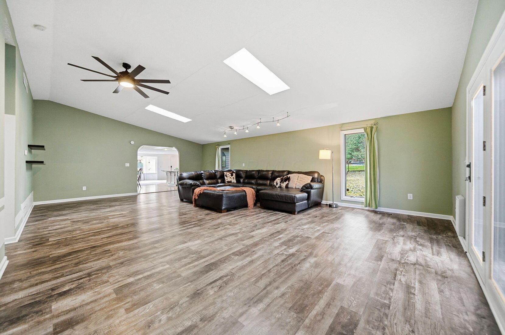 128 Winter Green Loop SW