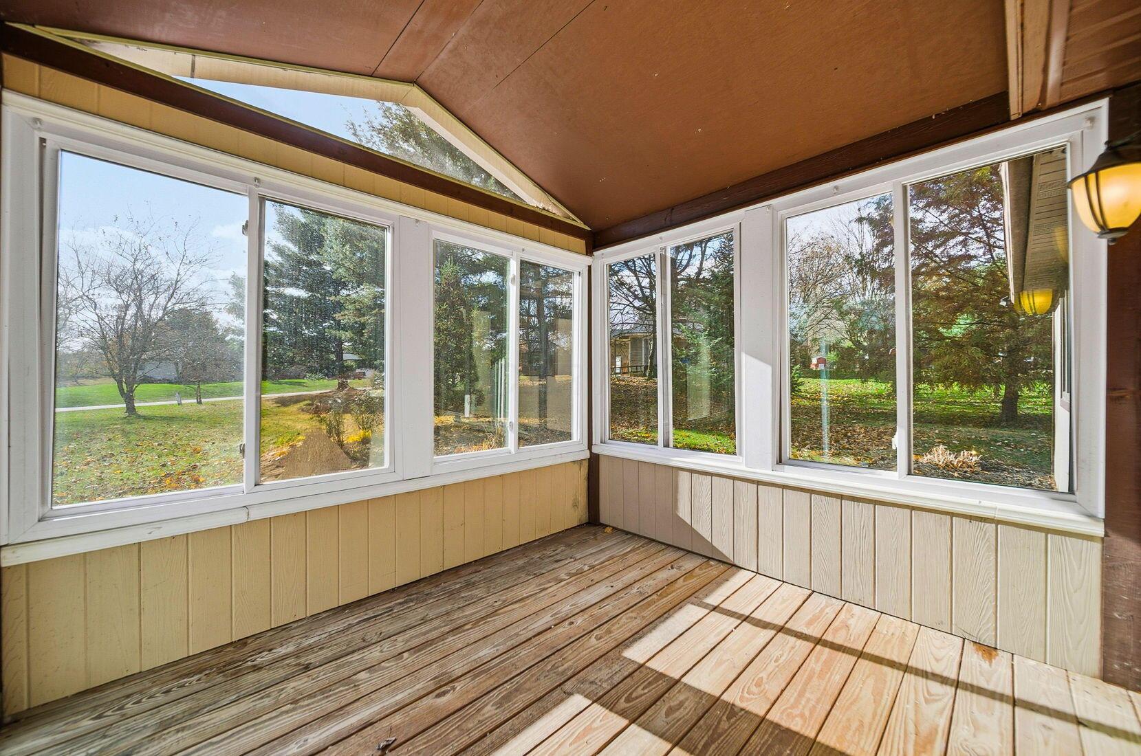 128 Winter Green Loop SW